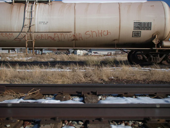 Snitch tag and railroad tracks 