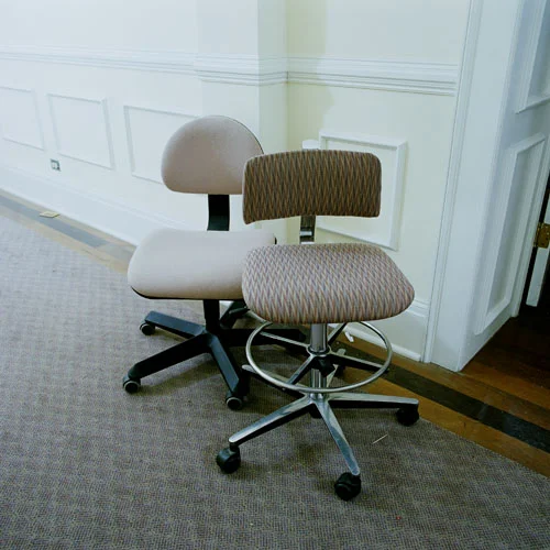 (X4F8) Hallway to Scully's Apartment, Chairs - Stage 5 