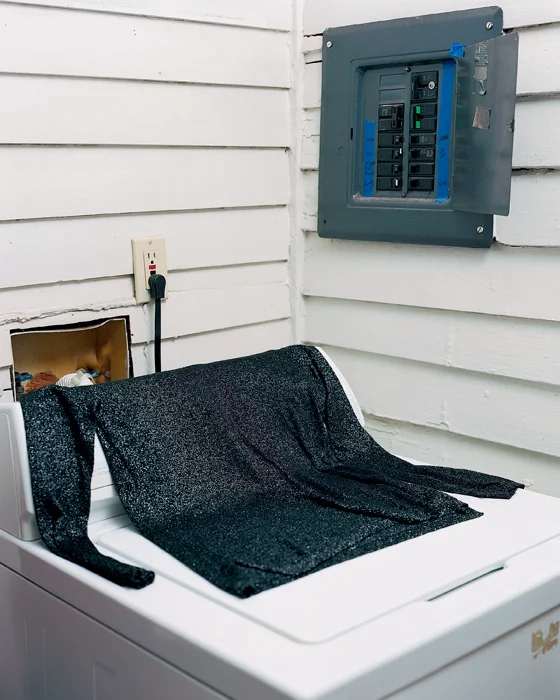 Drying sequined shirt 