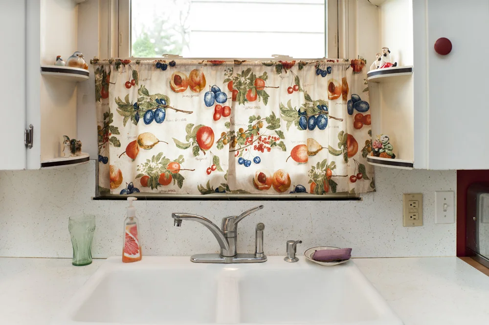 Kitchen Curtains with Fruit, 2011