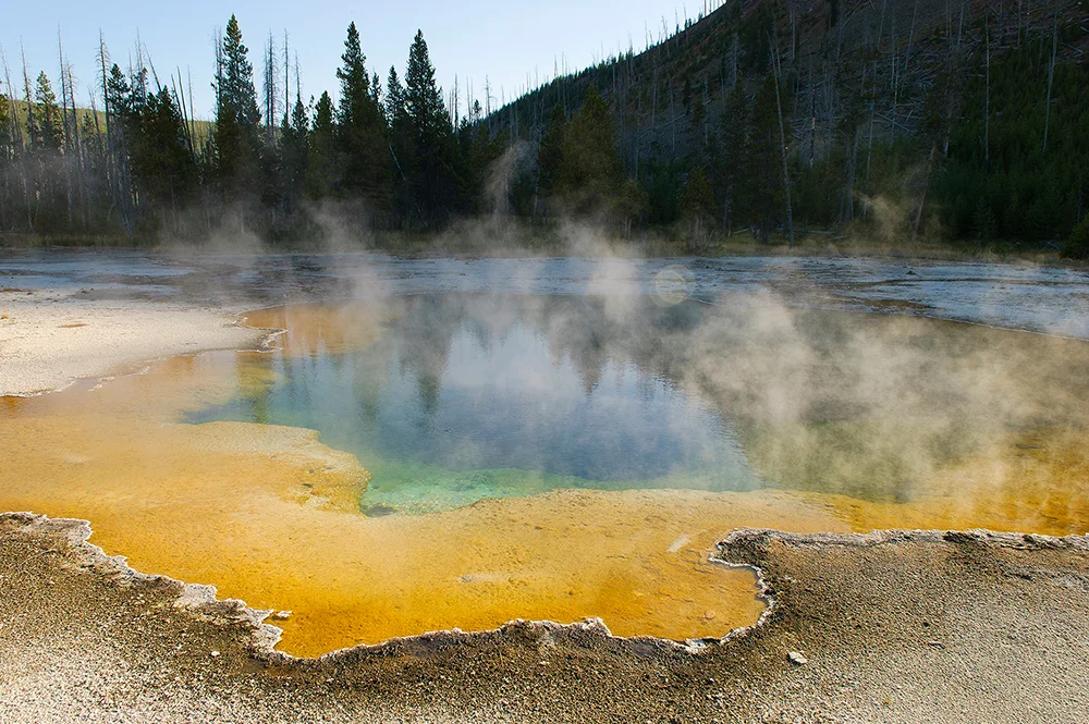 Emerald Pool, Black Sand Basin