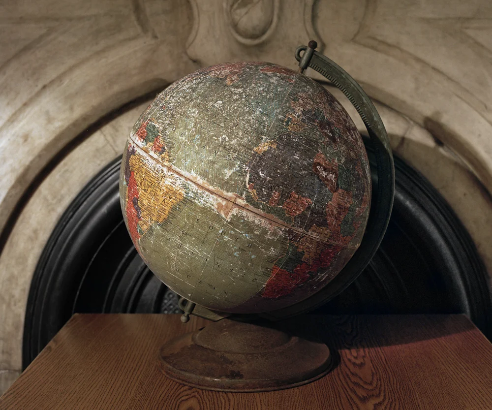 Globe