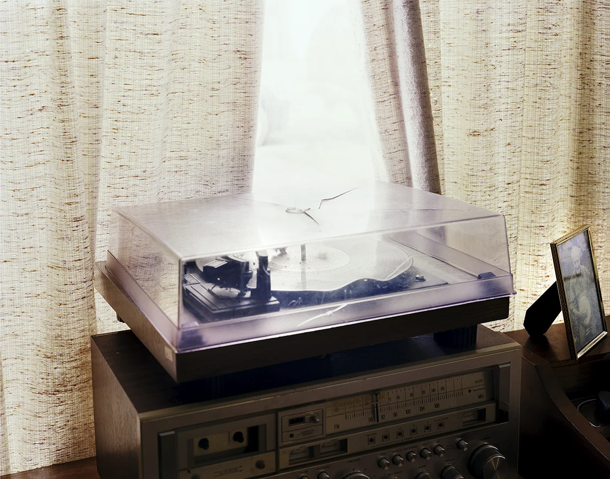 Tom McCarroll’s Old Record Player. Lenoir City, TN. 2015.