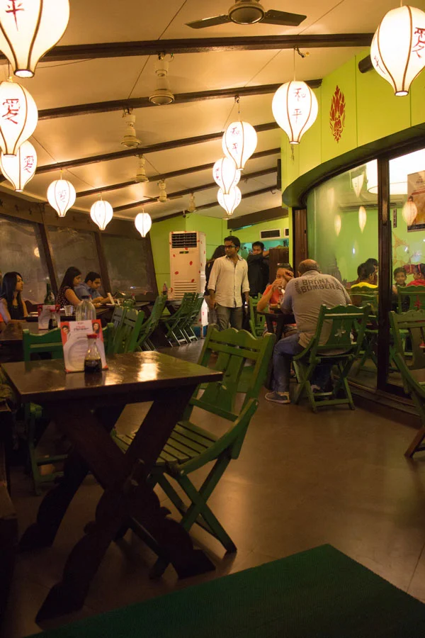 The outside dinning area at Lemon Leaf.