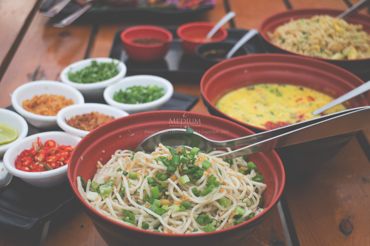 Bowl of Seafood Khao Suey 