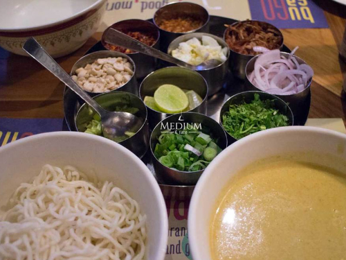 Chicken Khao Suey at Busago