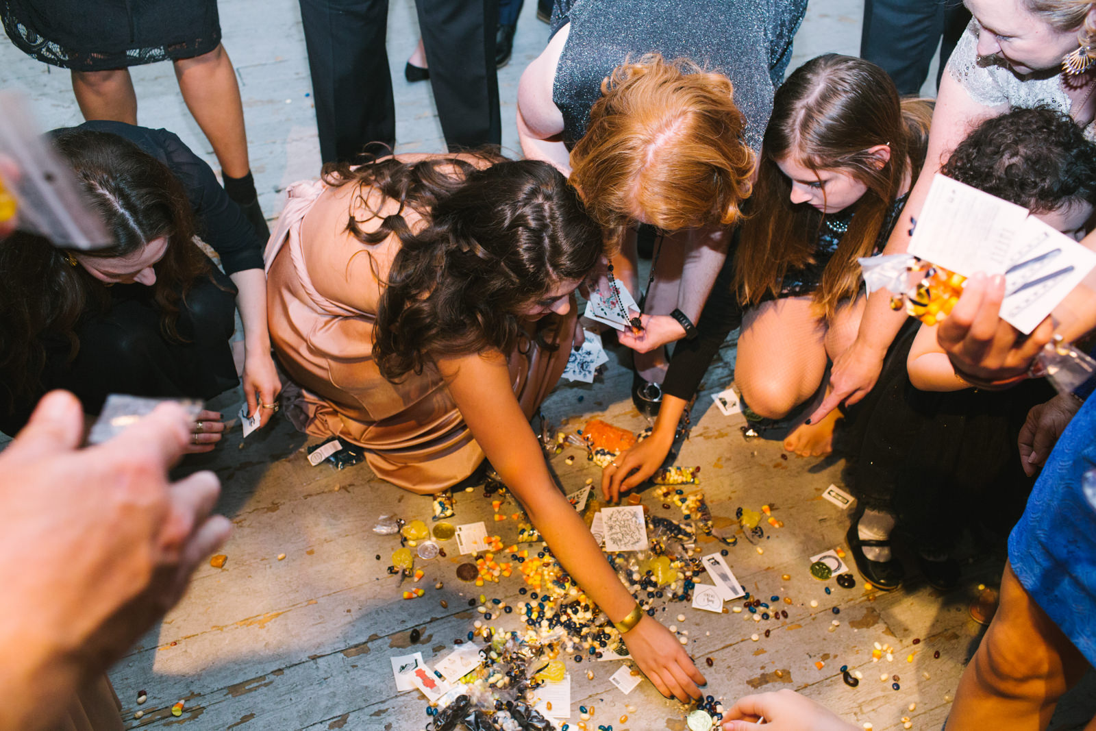 wedding guests grab pinata candy