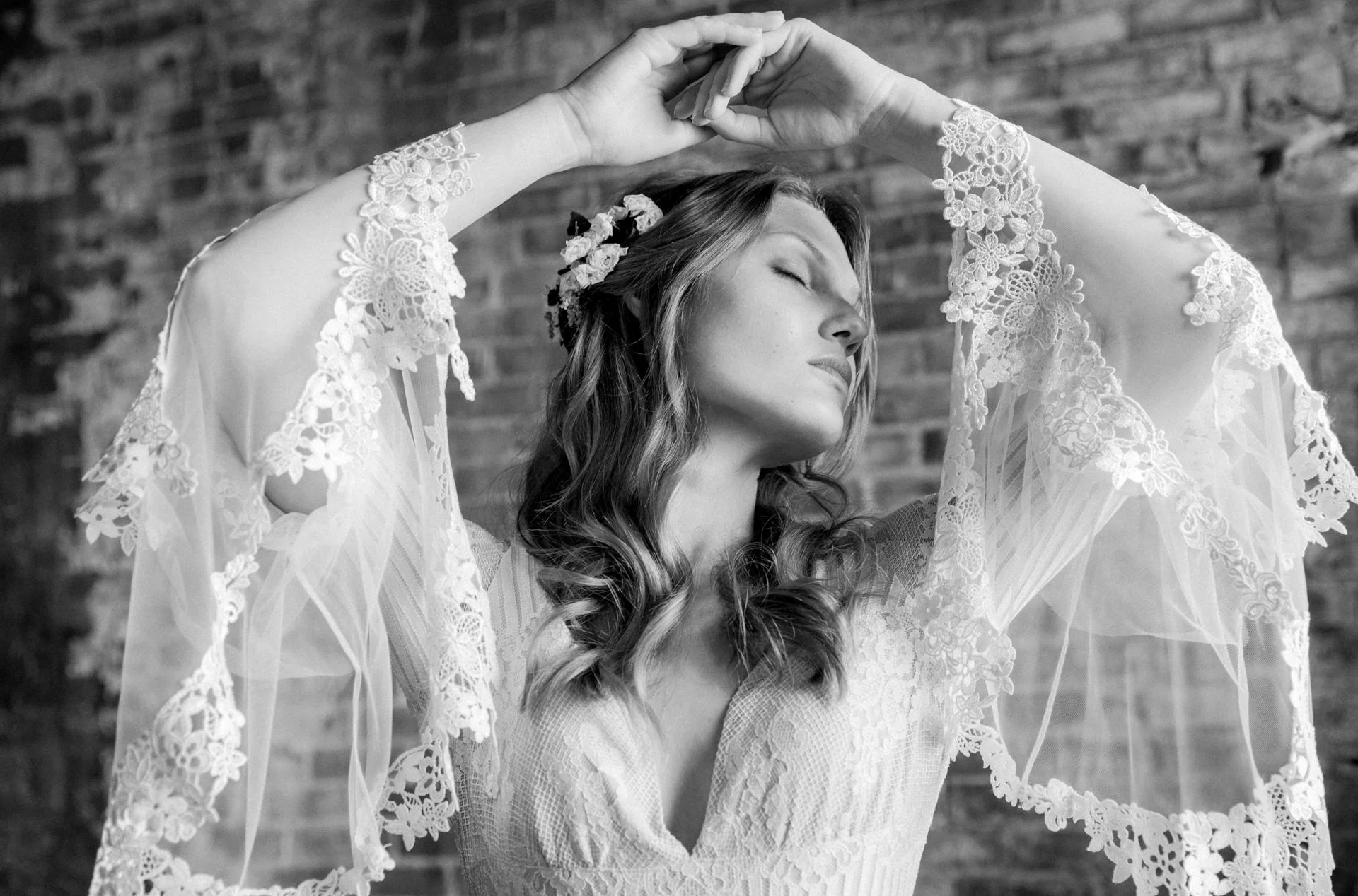 A bride in a bohemian wedding dress 