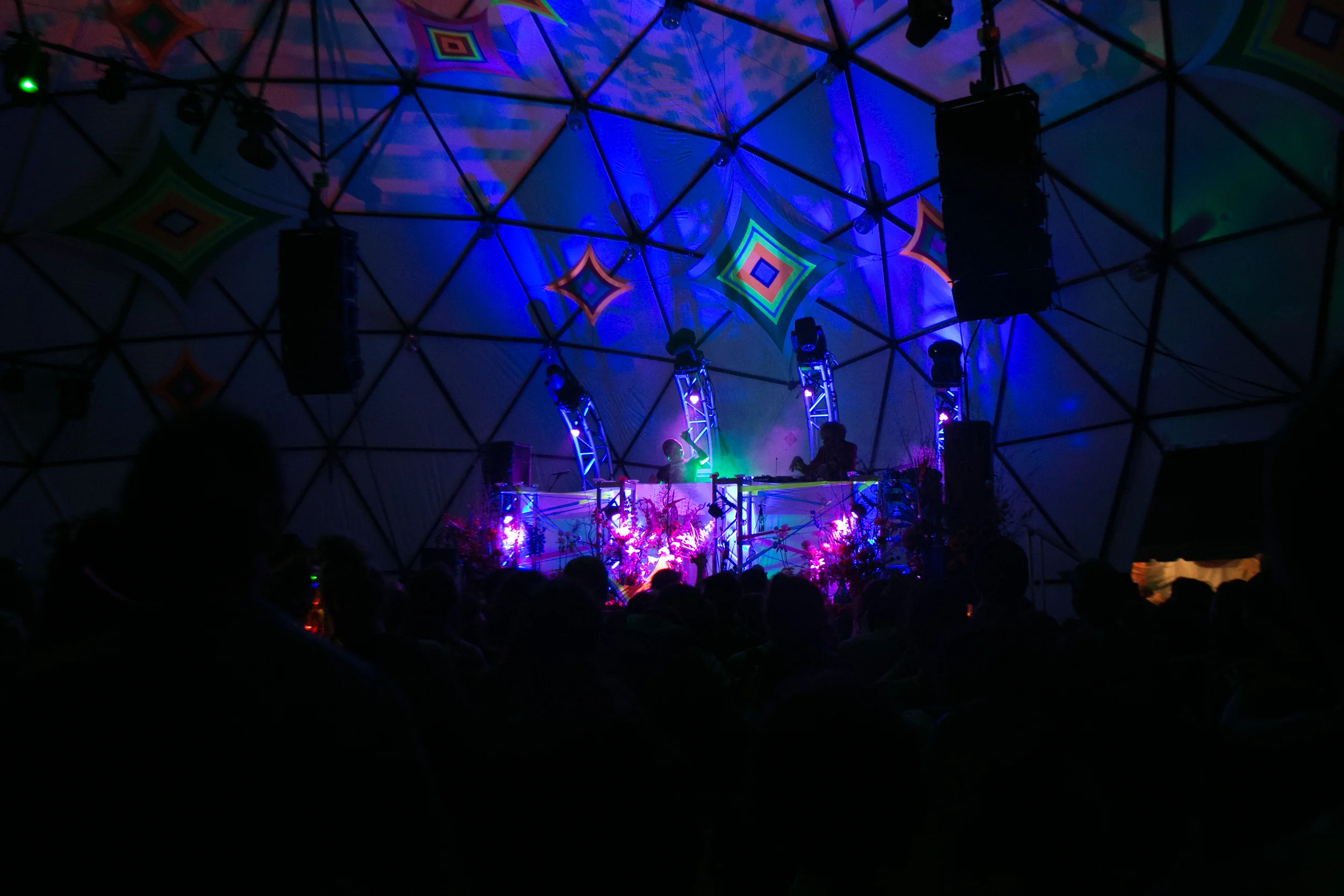 ART OUTSIDE-7410.jpg