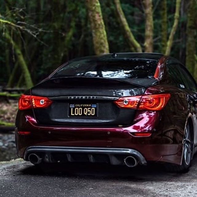 Dramaspeed duckbill trunk in carbon. Nice images taken by @shotzby.kev . Thank you @loo_q50s  for sending them. @official_dramaspeed #dramaspeed #duckbill #carbon #fiberglass #madeinamerica #socal #southbay #allover #q50 #q50s #instock #carsandbikes 