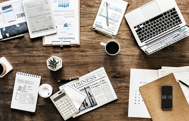 desk1.jpg