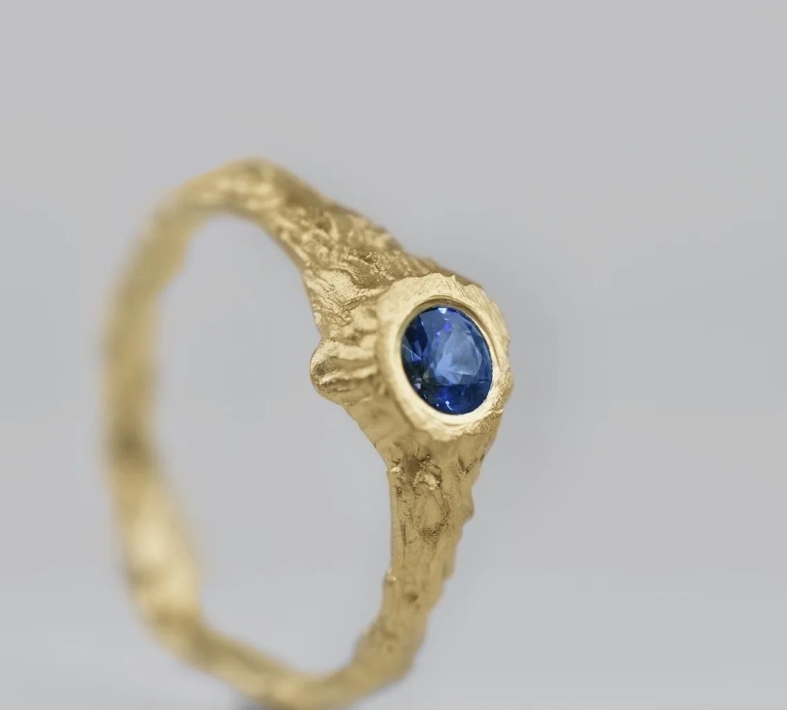 Sapphire Branch Ring in Yellow Gold