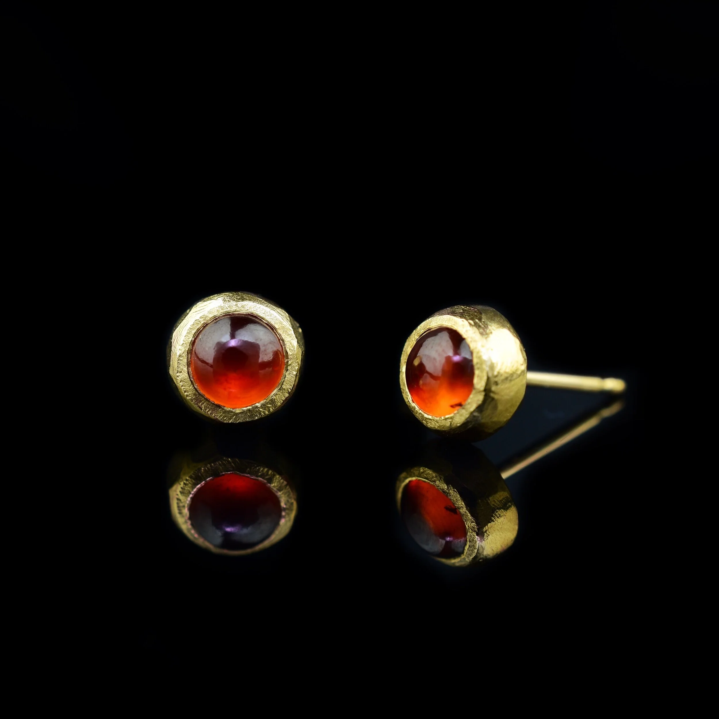 6ABEFB92-13C6-4389-A363-4583AB9575D2