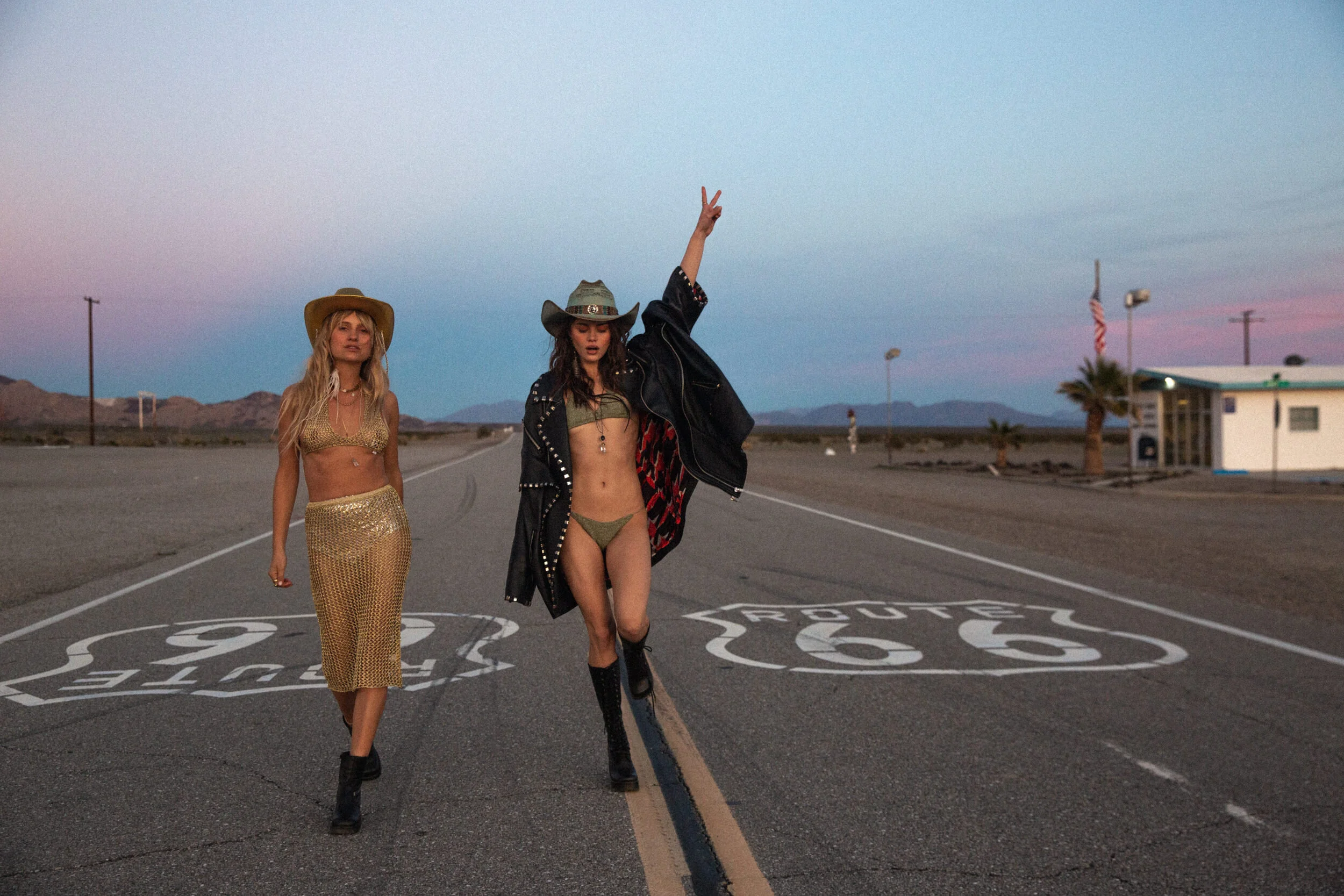 ROC_M2A2243 web-2.jpg