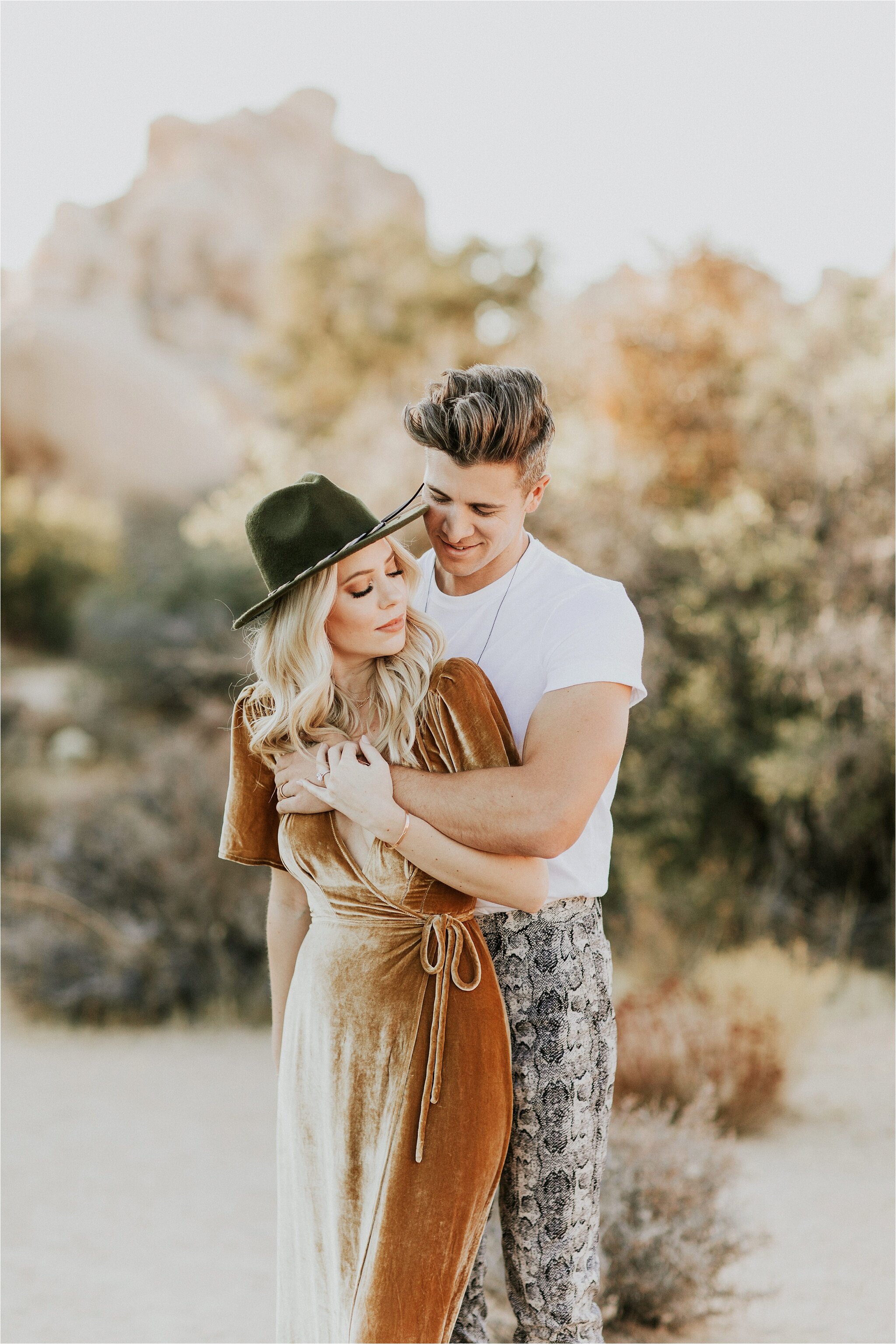 kandace_photography-joshua_tree_engagament_0002.jpg