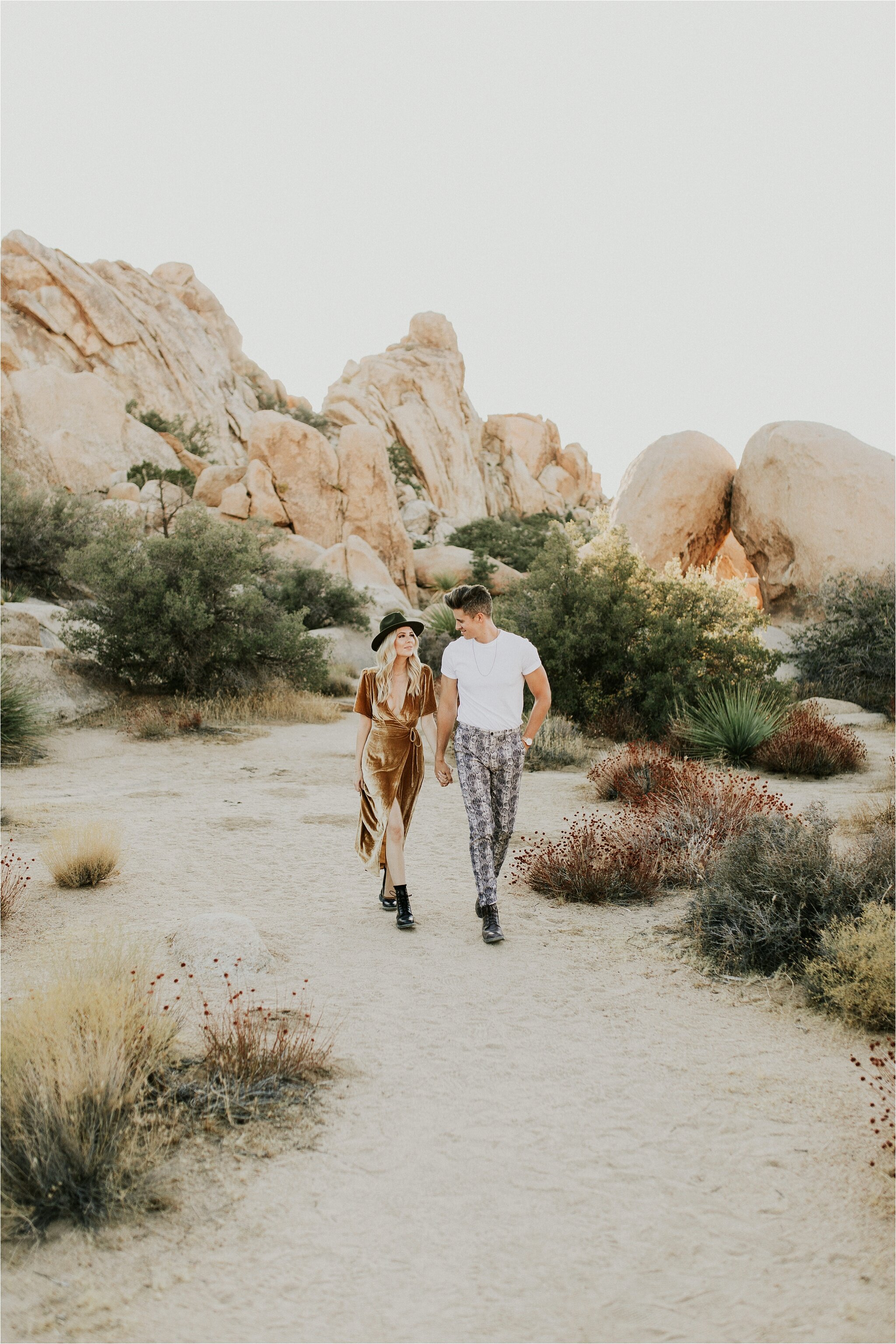 kandace_photography-joshua_tree_engagament_0020.jpg