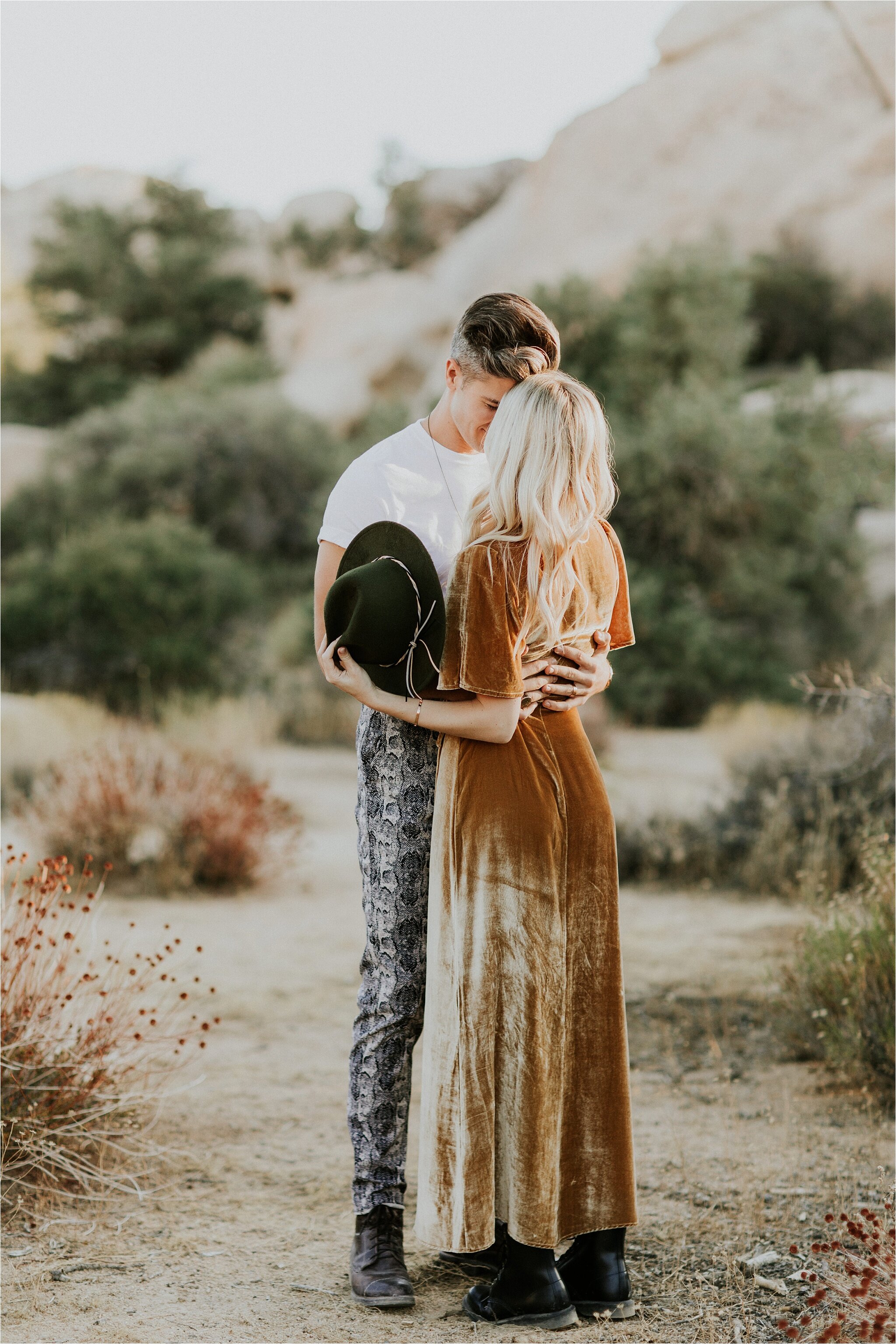 kandace_photography-joshua_tree_engagament_0026.jpg