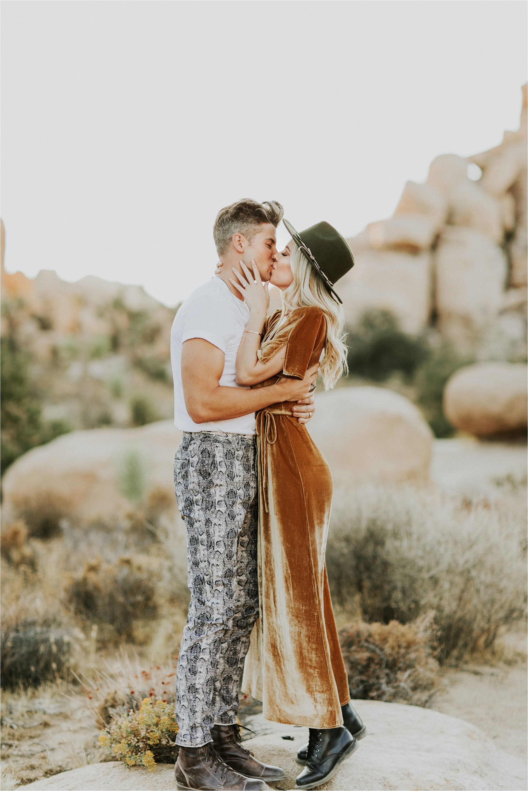 kandace_photography-joshua_tree_engagament_0031.jpg