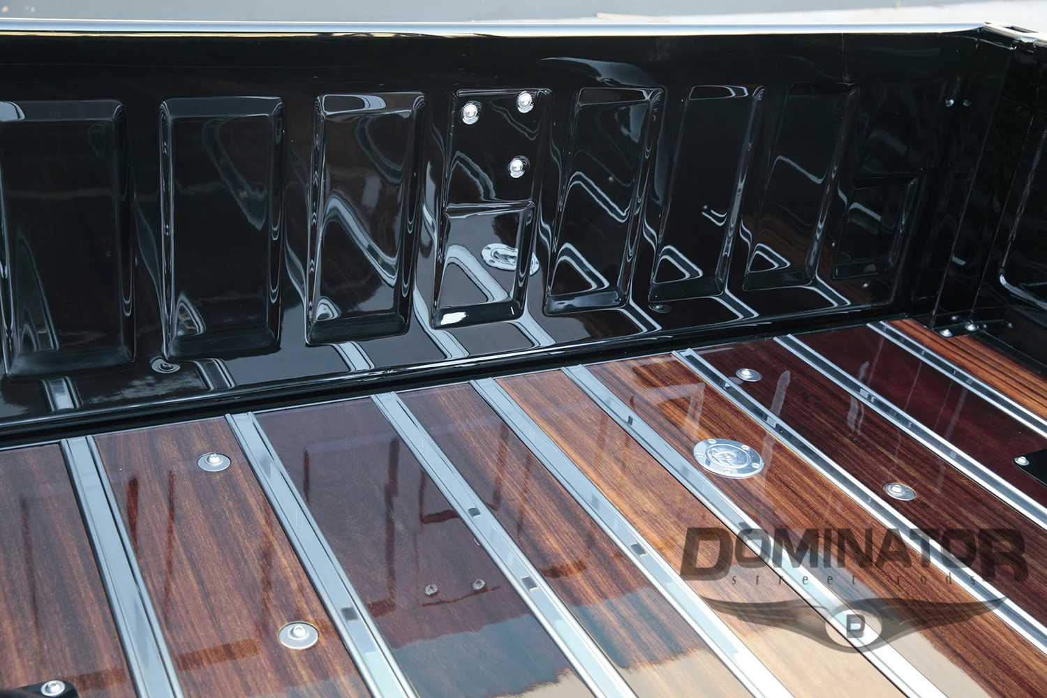 _MG_2545_web_Dominator_Watermark.jpg