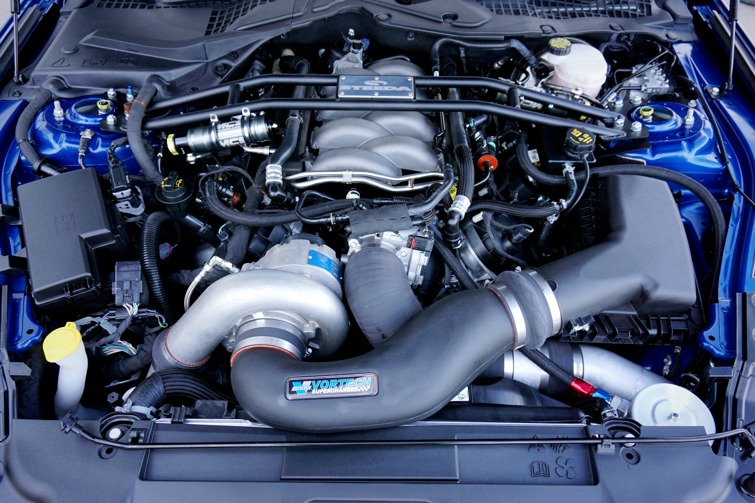 Blue Q850 StreetFighter 28.jpg