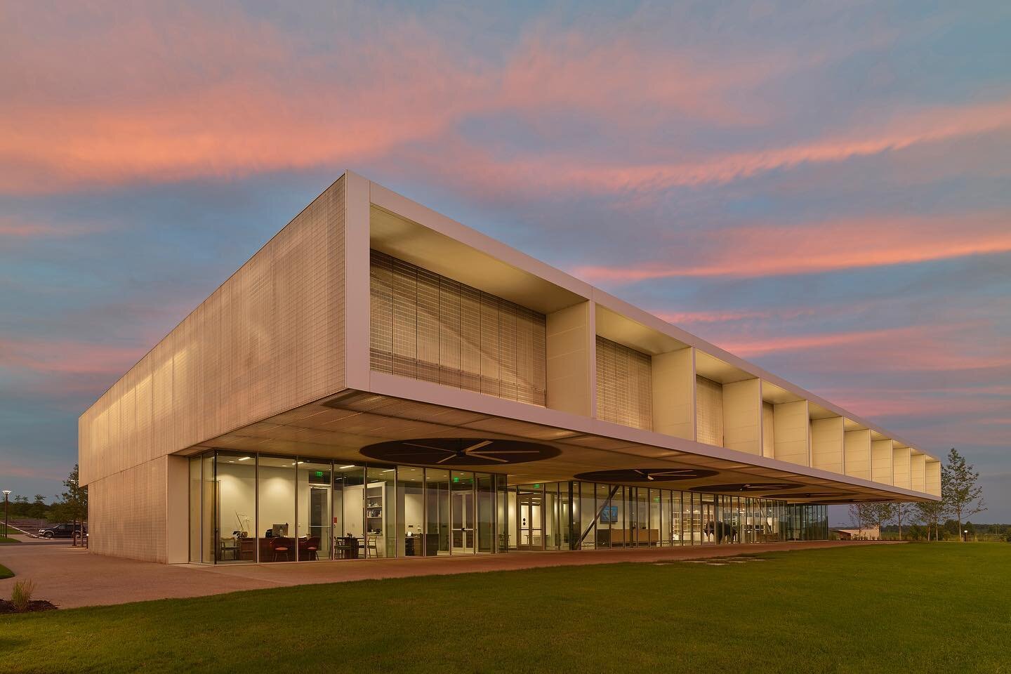 Tomorrow! 

Come see Marlon Blackwell&rsquo;s talk, Radical Practice

Book signing after with @petermillerbooks 

For more information and tickets, see the link in our bio. 

Projects: 
-Shelby Farms (1,2) 
-Harvey Pediatric Clinic (3)
-St. Nicholas 