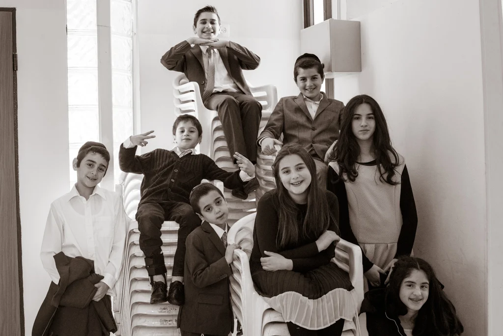 Group of 3rd cousins by Romina Hendlin_002.jpg