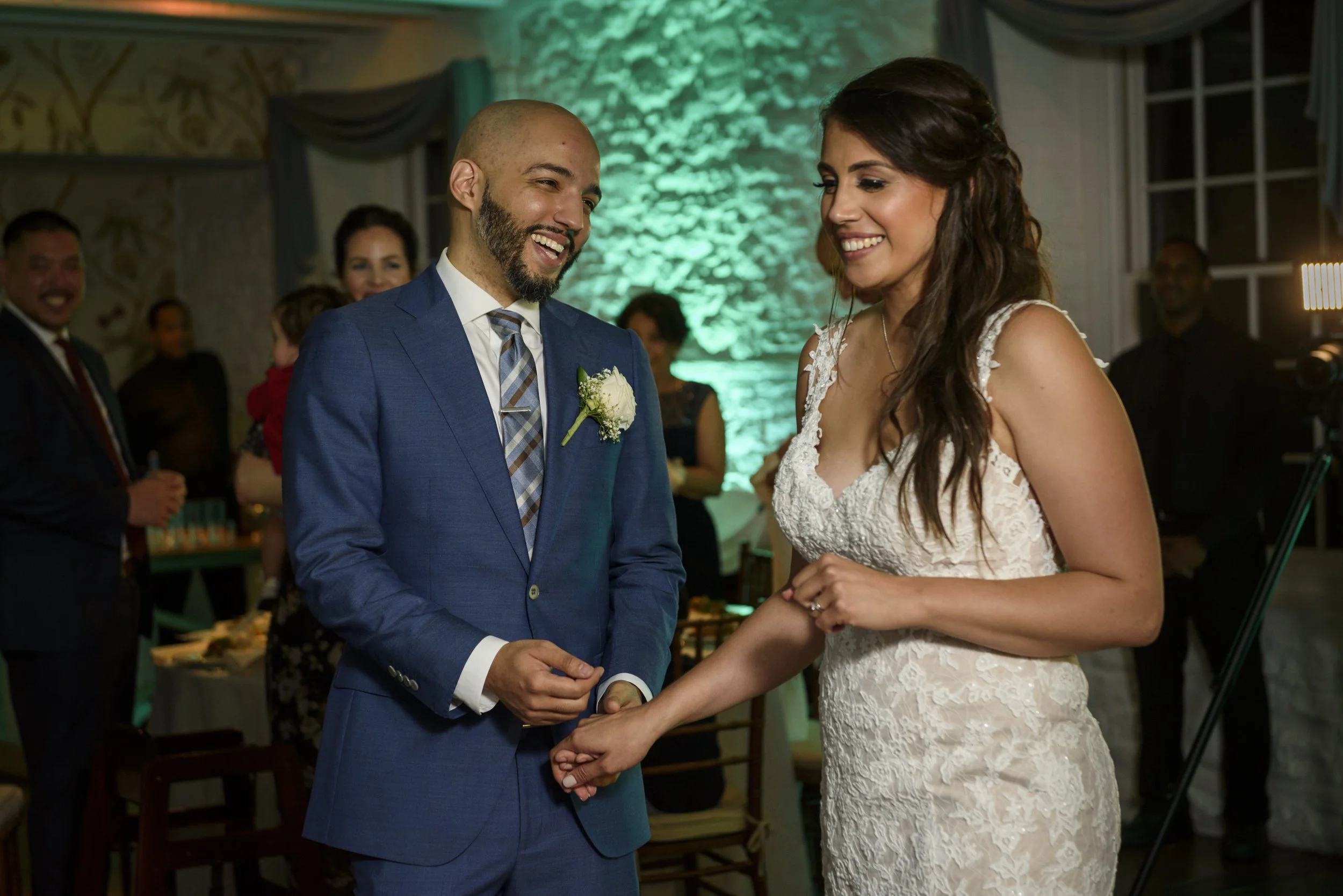 WeddingAllie&Ariel_by_RominaHendlin_092.jpg
