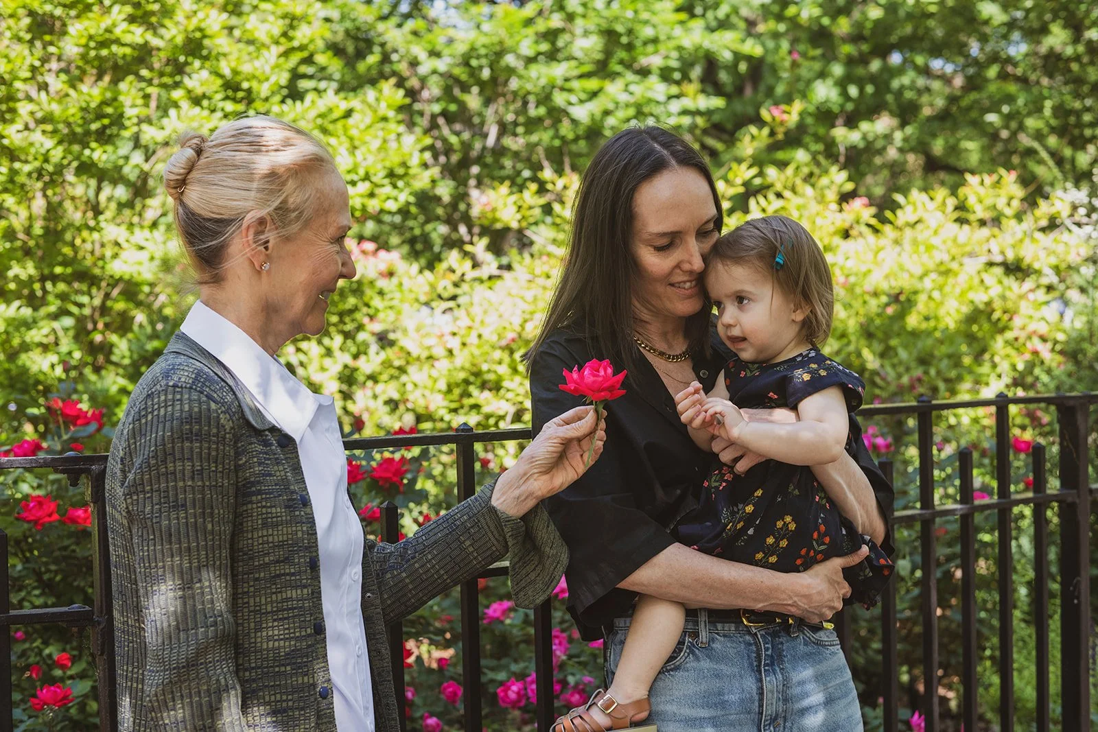 NY_FamilyJessicaSloaneMichelle_by_RominaHendlin_070_websize.jpg