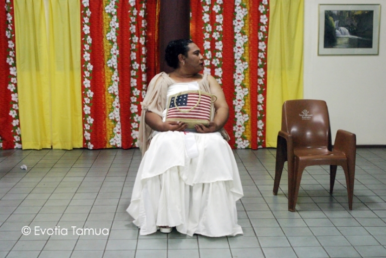 Lady in waiting - Samoa.