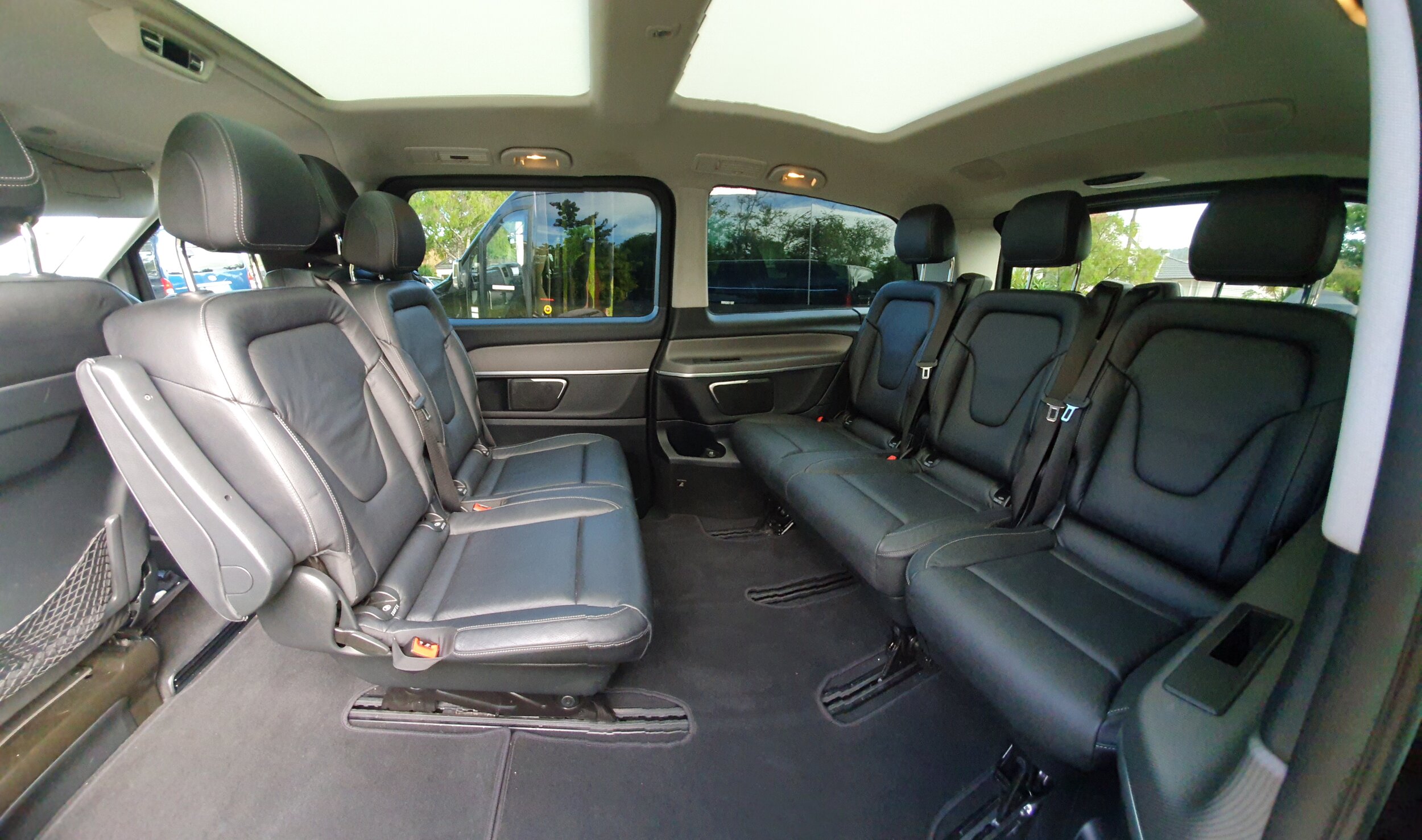 Mercedes V250 7-passenger luxury minivan