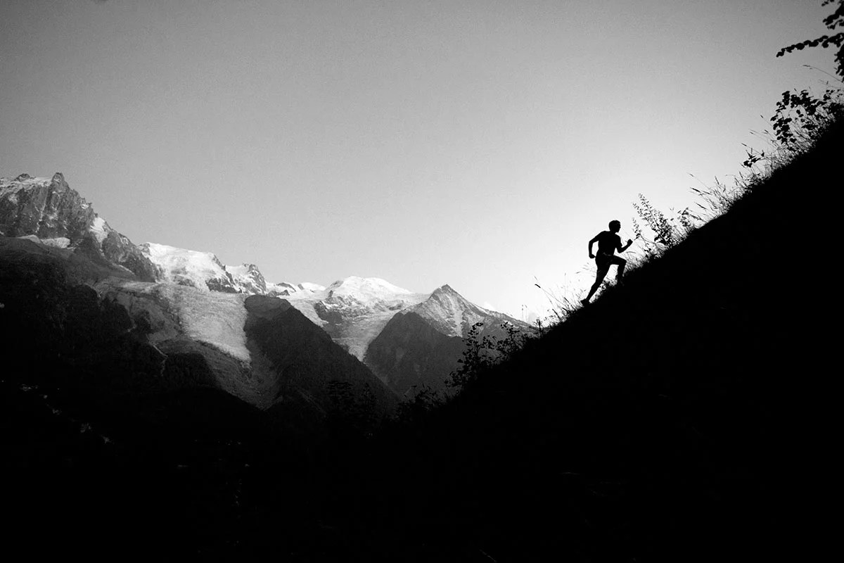 E03_IMG_1551cropbw.jpg