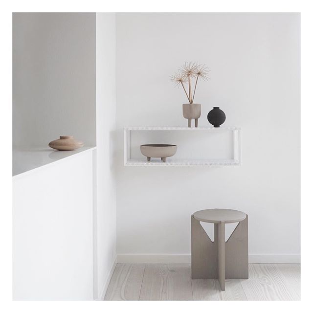 Kristina Dam&rsquo;s &lsquo;Sculptural Minimalism&rsquo; at its best. Beautiful set up of her latest collection. @kristinadamstudio
#kristinadamstudio #interior #design #inspiration