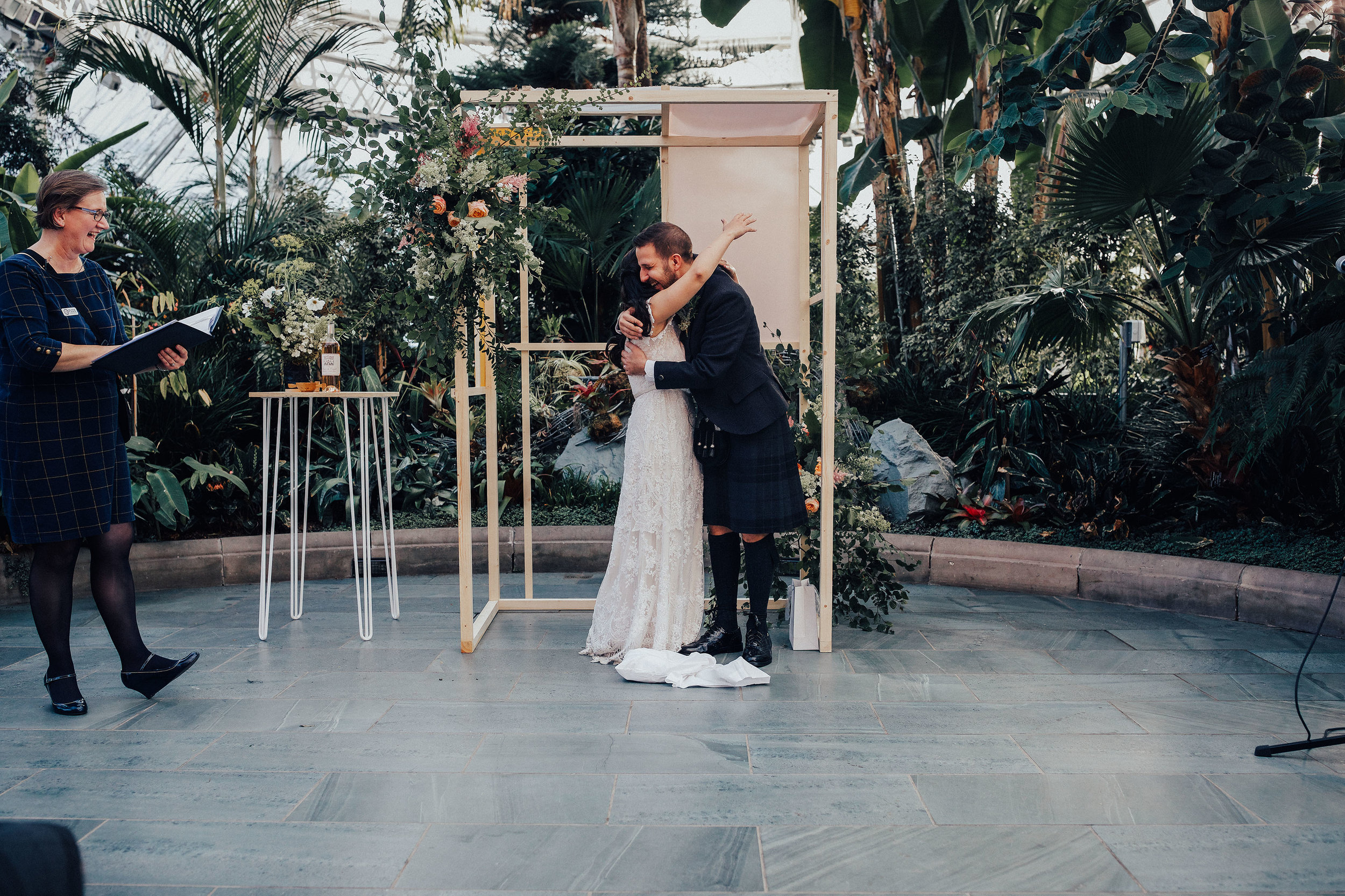 ALTERNATIVE_JEWISH_WEDDING_WEST_ON_THE_GREEN_GLASGOW_121.jpg