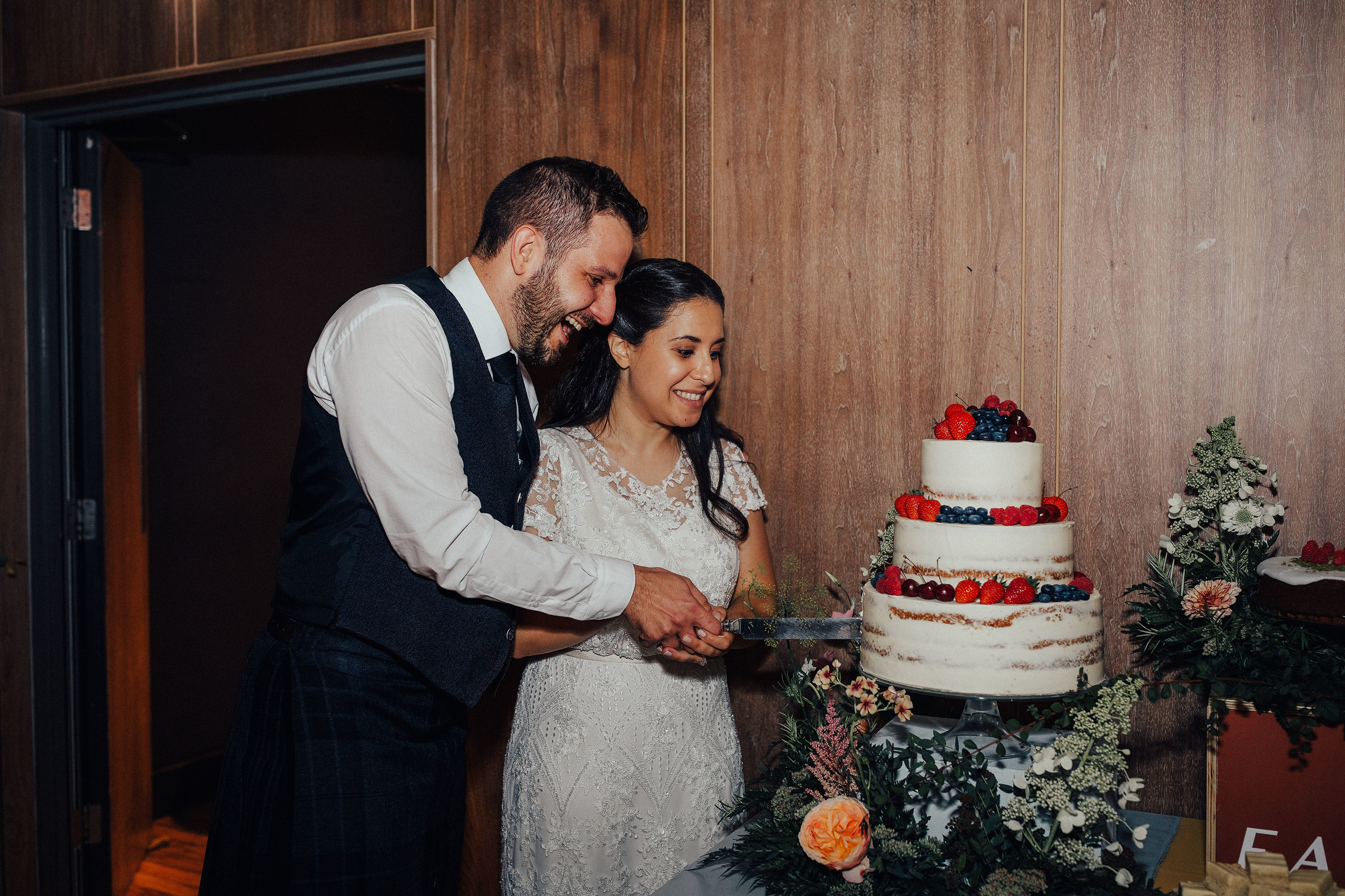 ALTERNATIVE_JEWISH_WEDDING_WEST_ON_THE_GREEN_GLASGOW_173.jpg