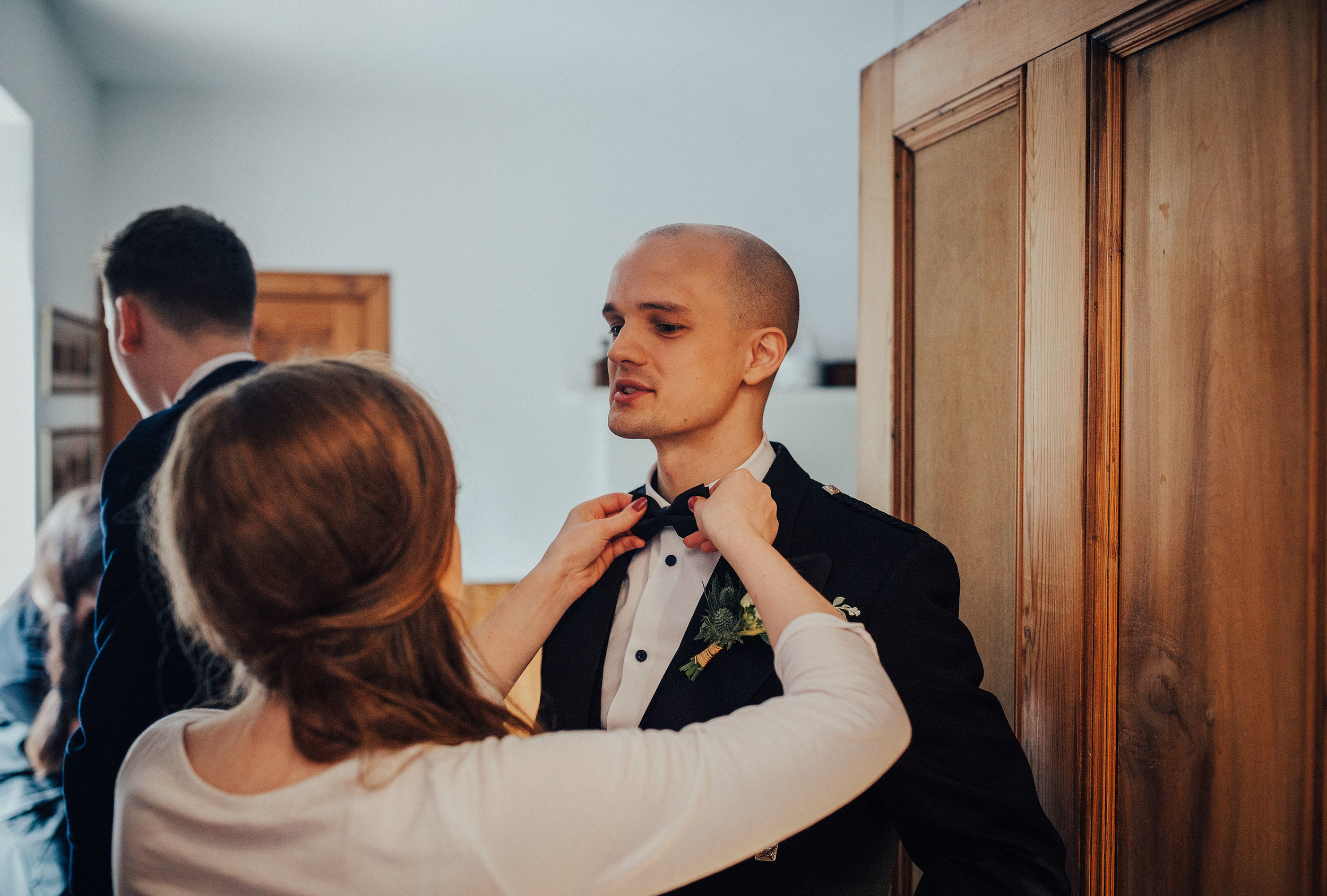LOCH_GARTEN_DIY_WEDDING_PJ_PHILLIPS_PHOTOGRAPHY_54.jpg