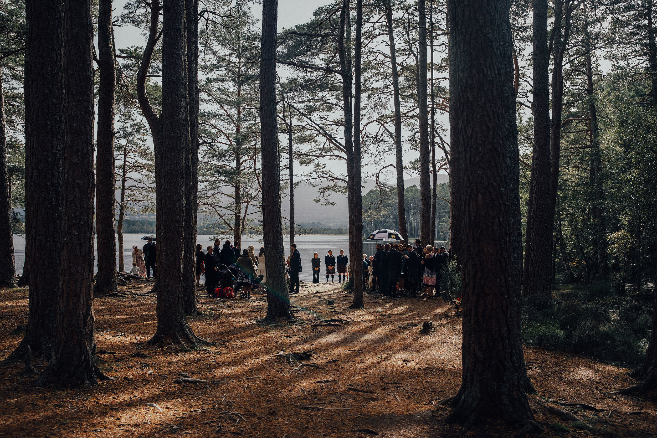 LOCH_GARTEN_DIY_WEDDING_PJ_PHILLIPS_PHOTOGRAPHY_74.jpg