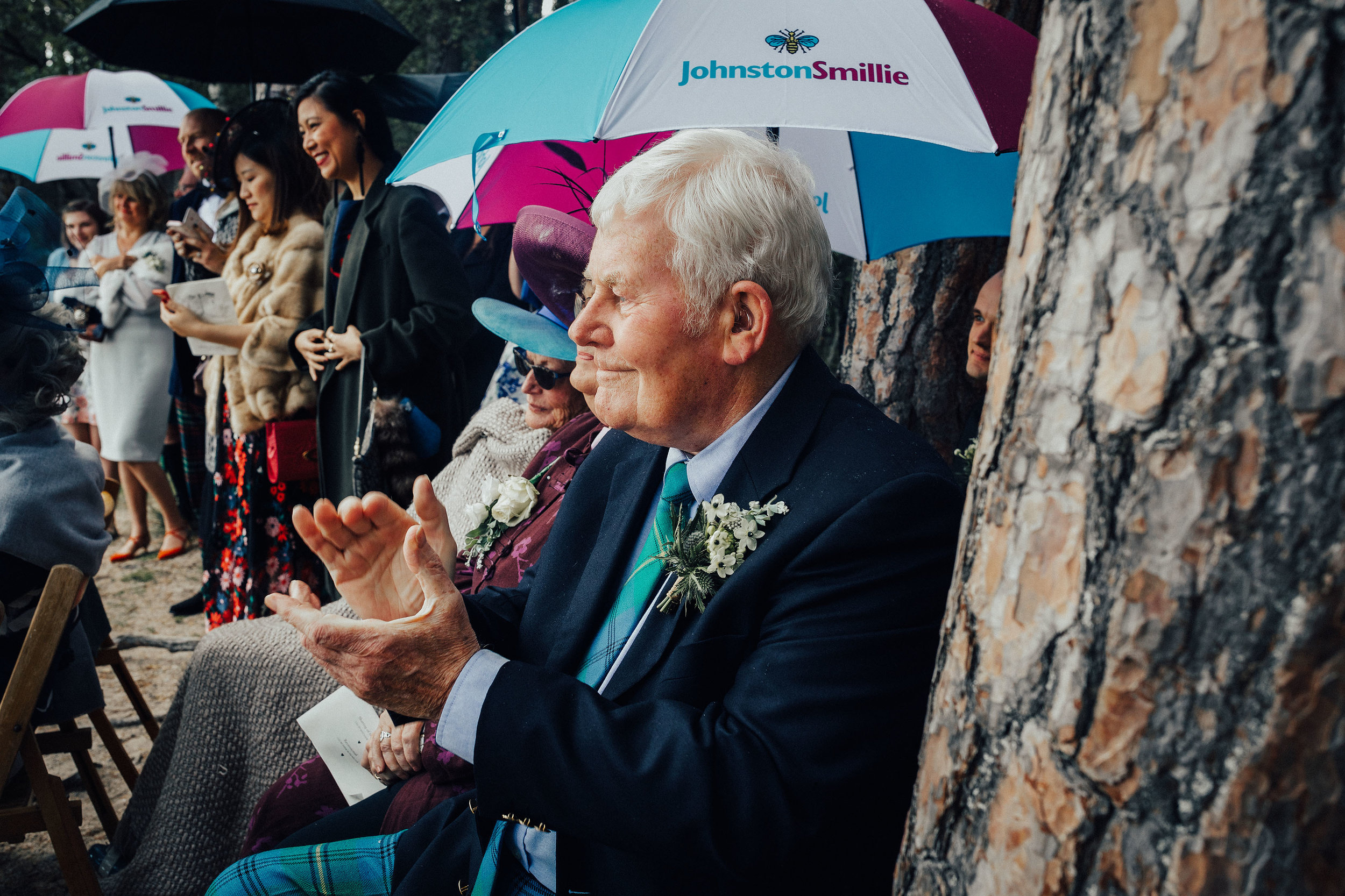 LOCH_GARTEN_DIY_WEDDING_PJ_PHILLIPS_PHOTOGRAPHY_104.jpg