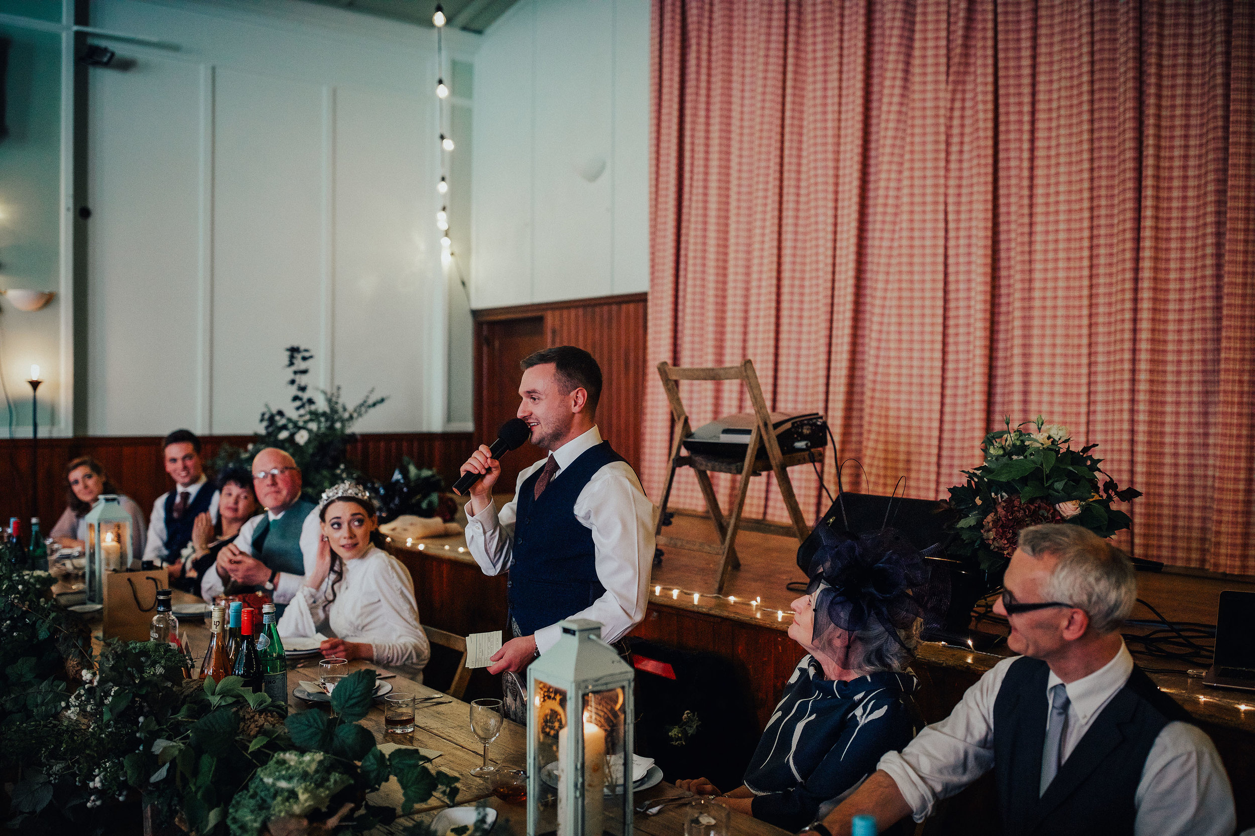 LOCH_GARTEN_DIY_WEDDING_PJ_PHILLIPS_PHOTOGRAPHY_195.jpg