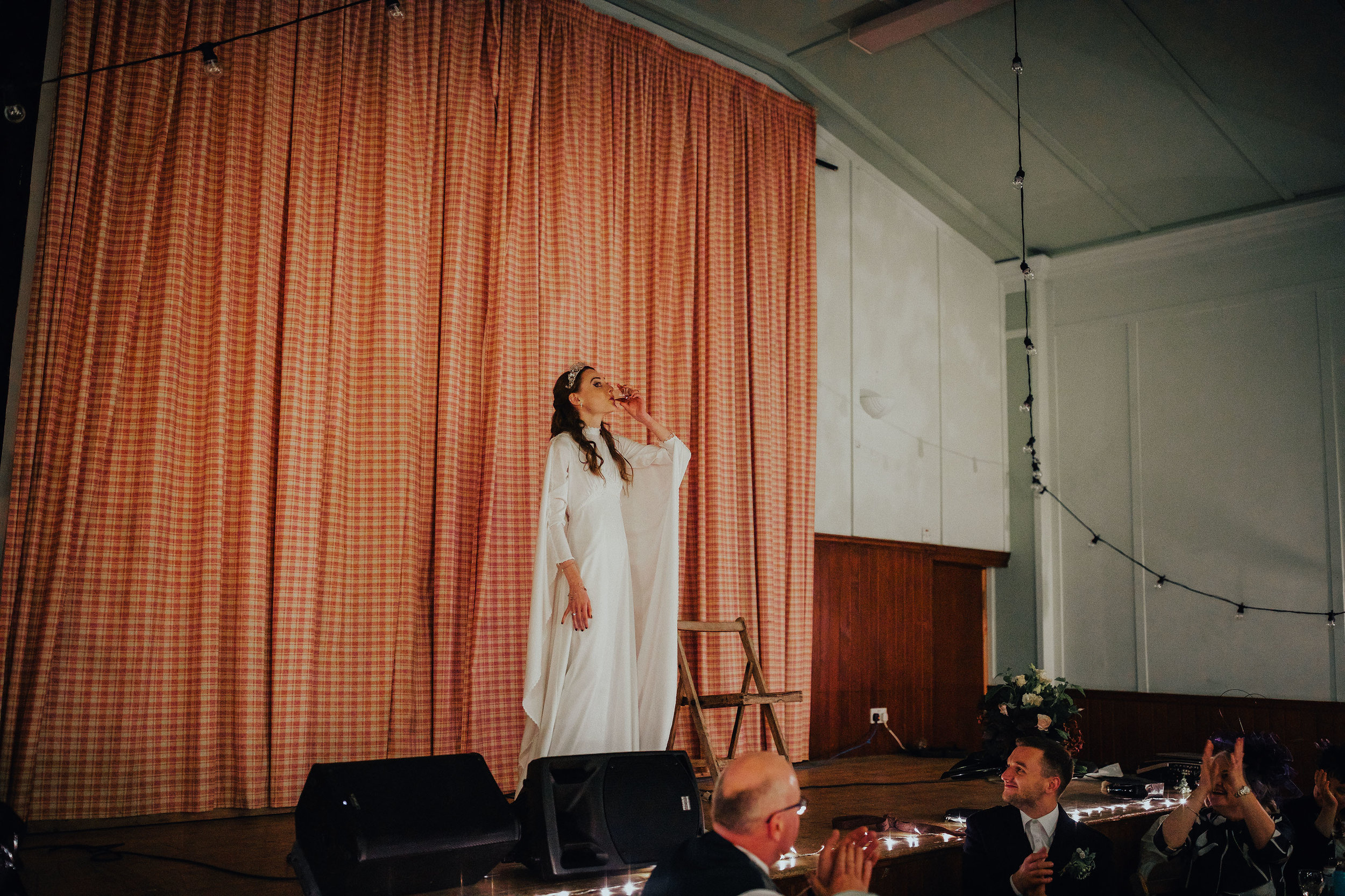 LOCH_GARTEN_DIY_WEDDING_PJ_PHILLIPS_PHOTOGRAPHY_215.jpg