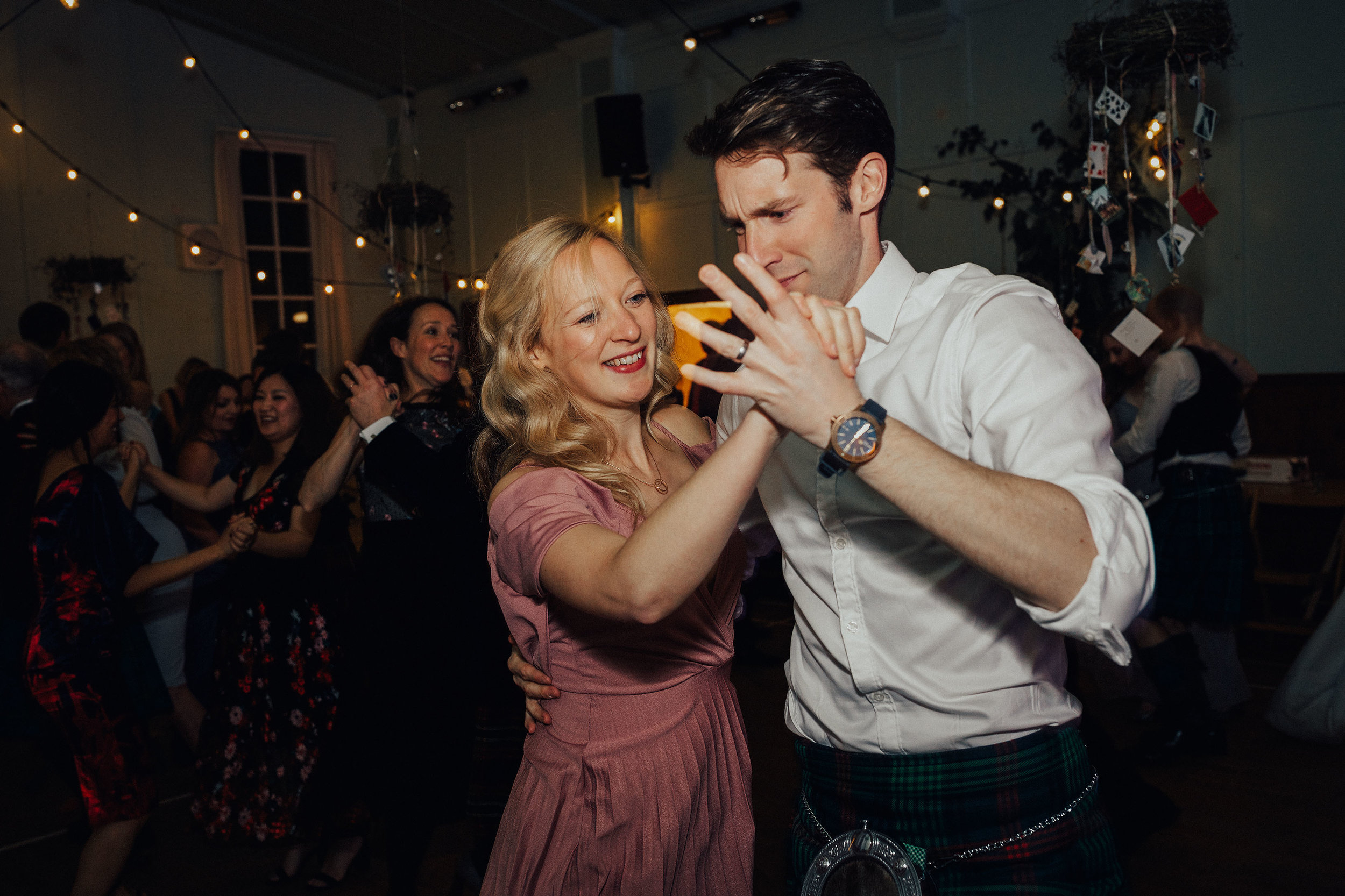 LOCH_GARTEN_DIY_WEDDING_PJ_PHILLIPS_PHOTOGRAPHY_232.jpg