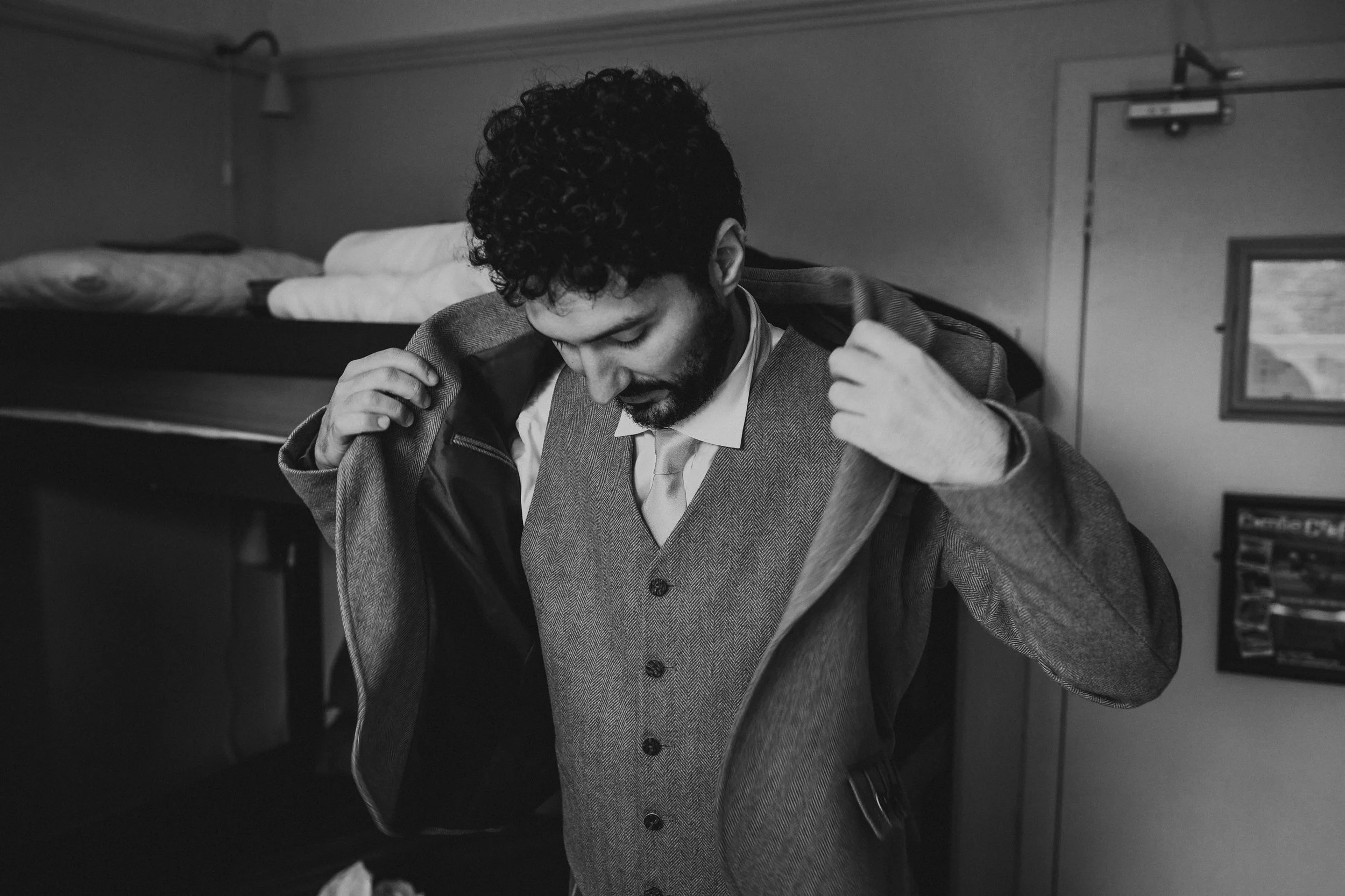 COMRIE_CROFT_WEDDINGS_PJ_PHILLIPS_PHOTOGRAPHY_32.jpg