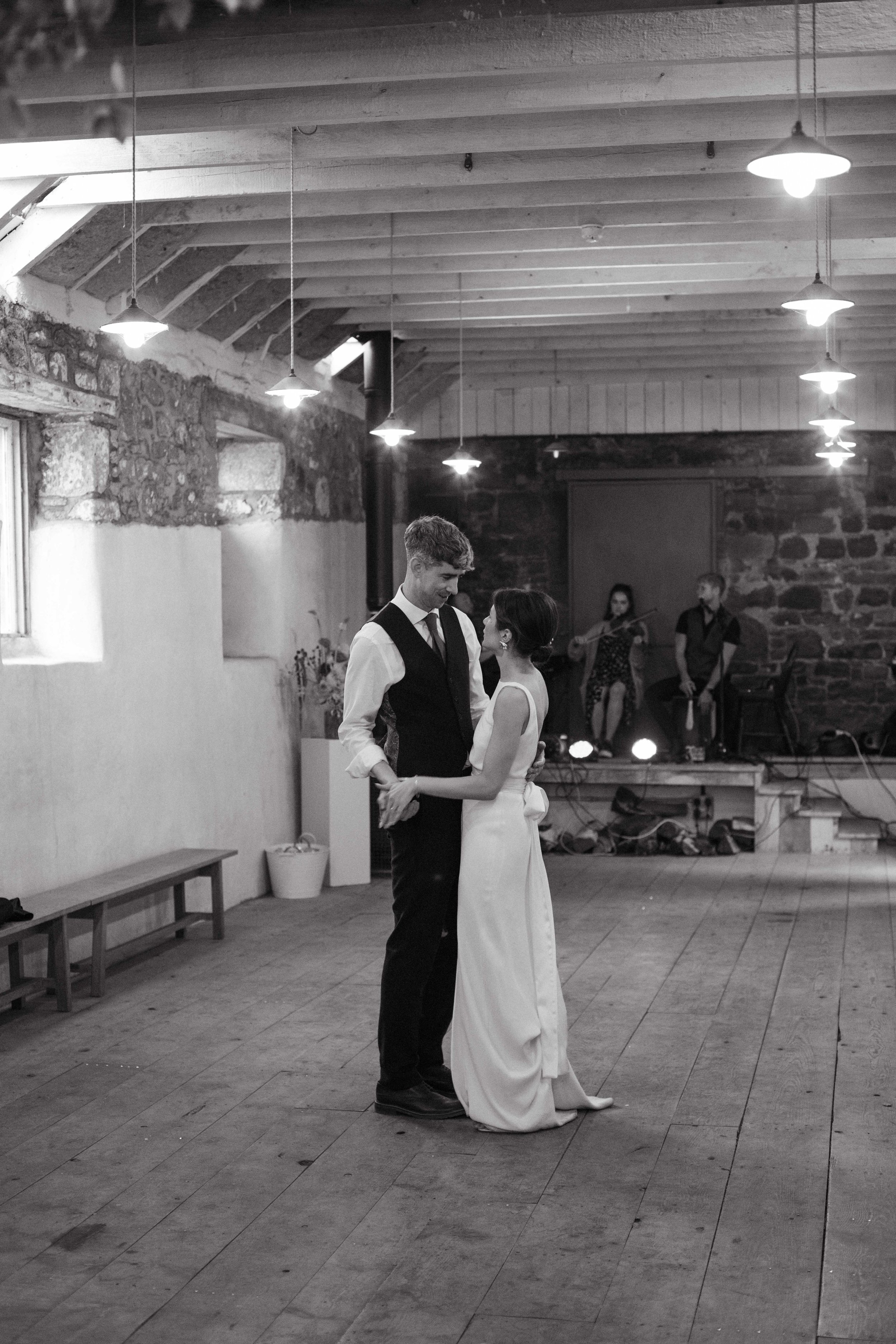 FREE_COMPANY_EDINBURGH_WEDDING_PJ_PHILLIPS_PHOTOGRAPHY205.jpg