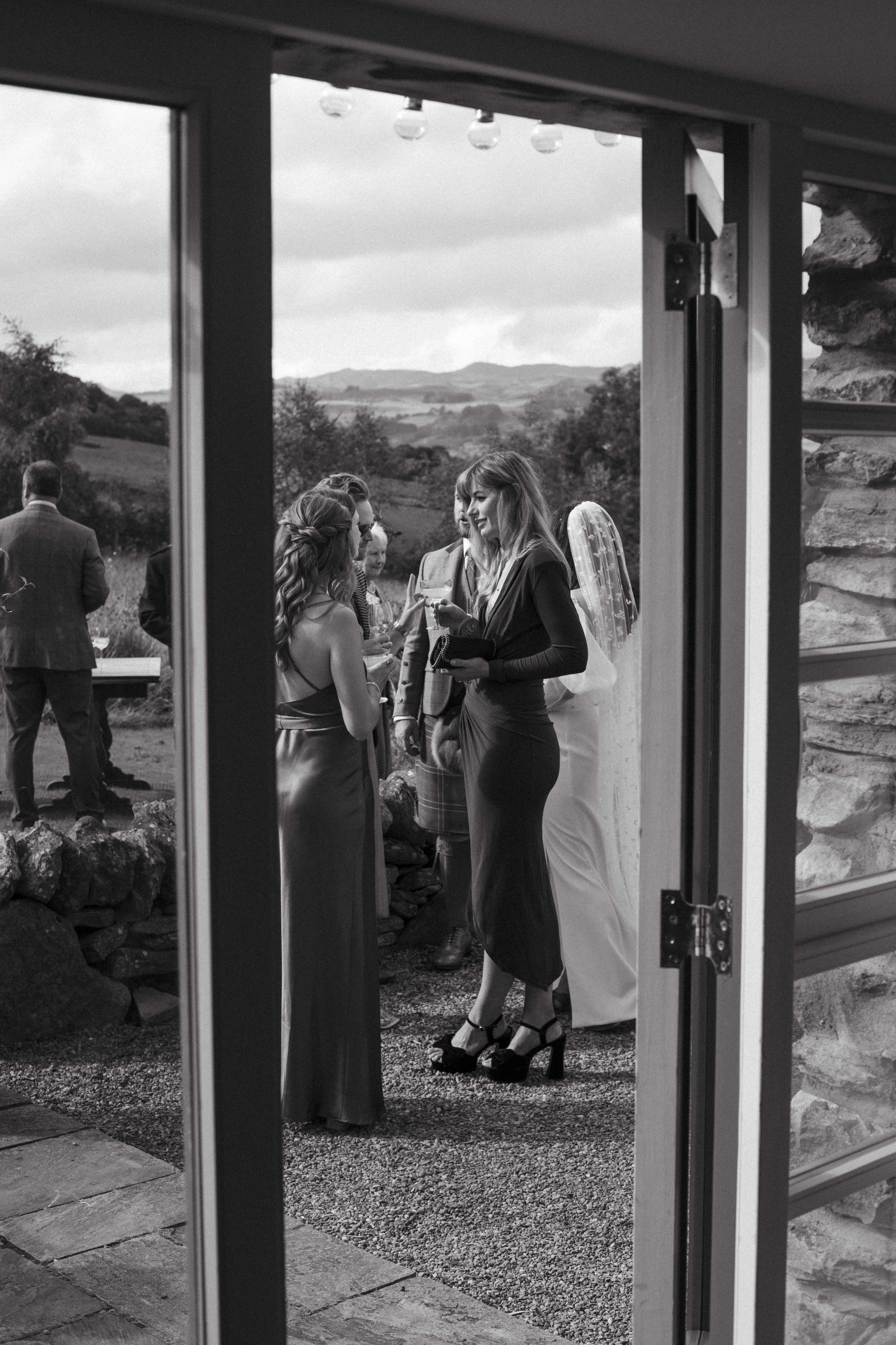 BALLINTAGGART_FARM_WEDDING_PJ_PHILLIPS_PHOTOGRAPHY152.jpg