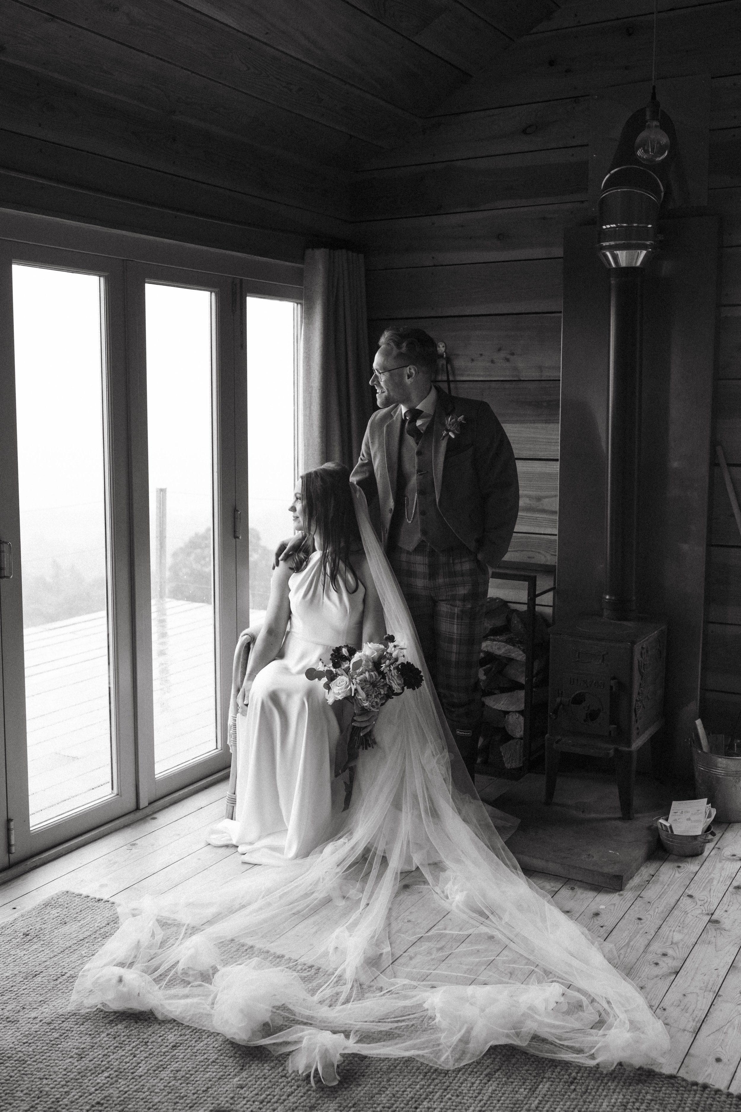 GUARDSWELL_FARM_WEDDING_PJ_PHILLIPS_PHOTOGRAPHY153.jpg