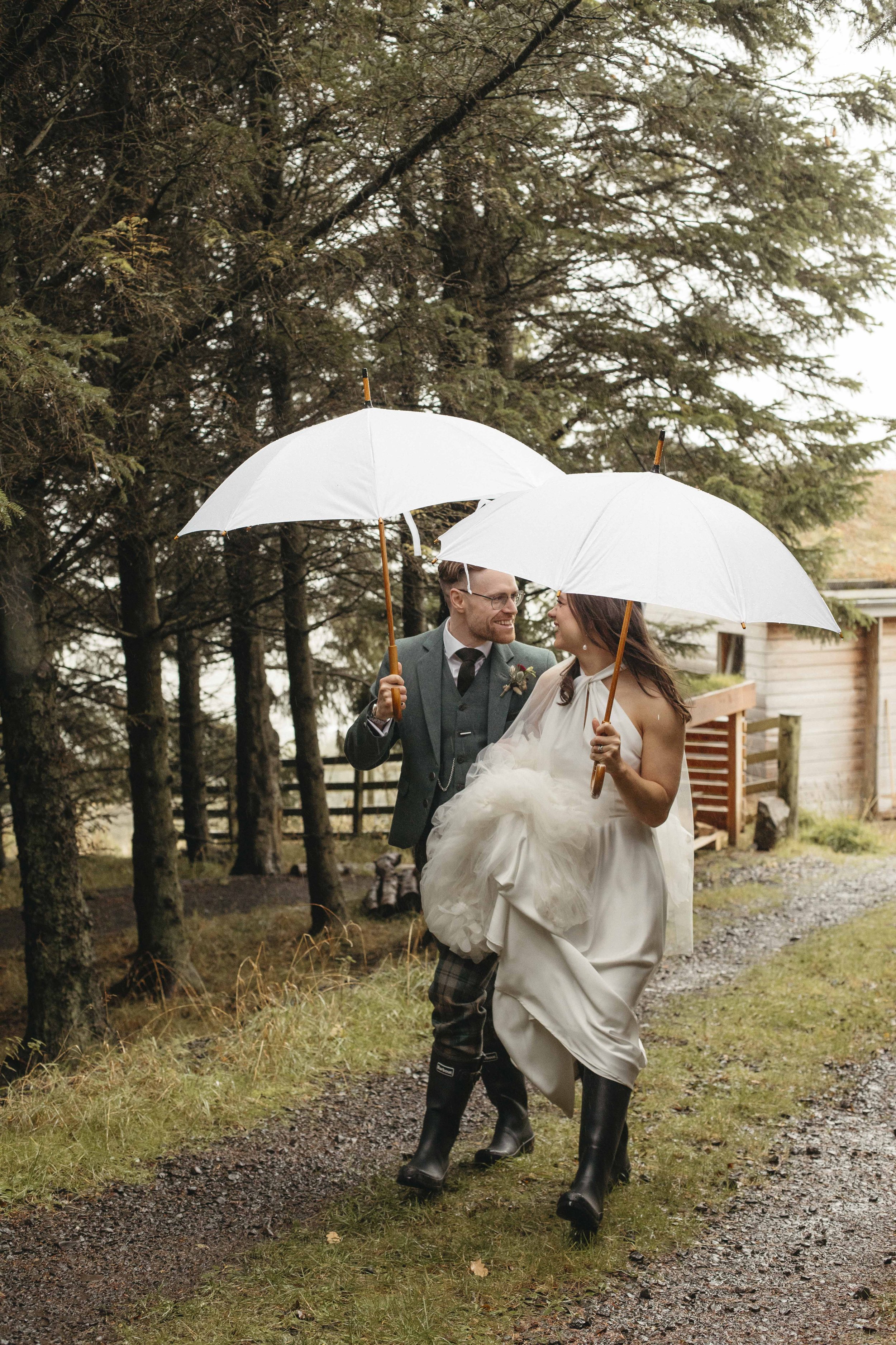 GUARDSWELL_FARM_WEDDING_PJ_PHILLIPS_PHOTOGRAPHY160.jpg