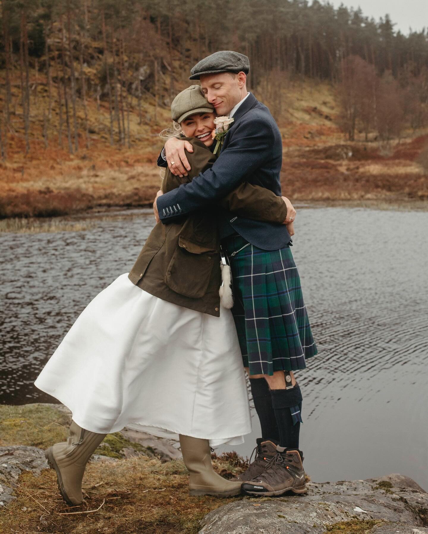 I had the best time capturing Hannah &amp; Bryce&rsquo;s magical wedding in the highlands on Wednesday. These two and all their lovely family and friends welcomed me in with open arms, I really couldn&rsquo;t have wished for a nicer bunch of folk to 