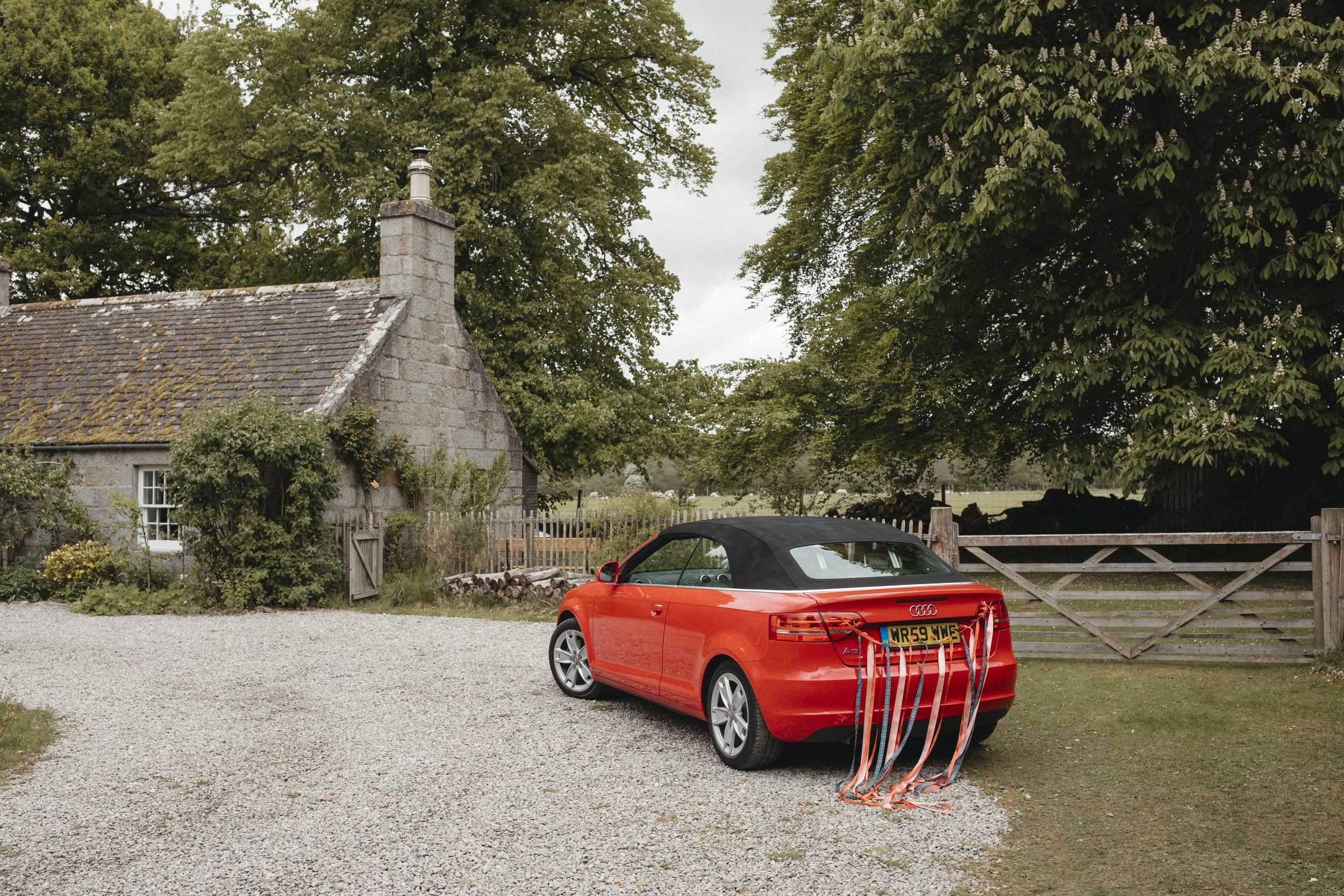 DELL_OF_ABERNETHY_WEDDING_PHOTOGRAPHY 14.jpg