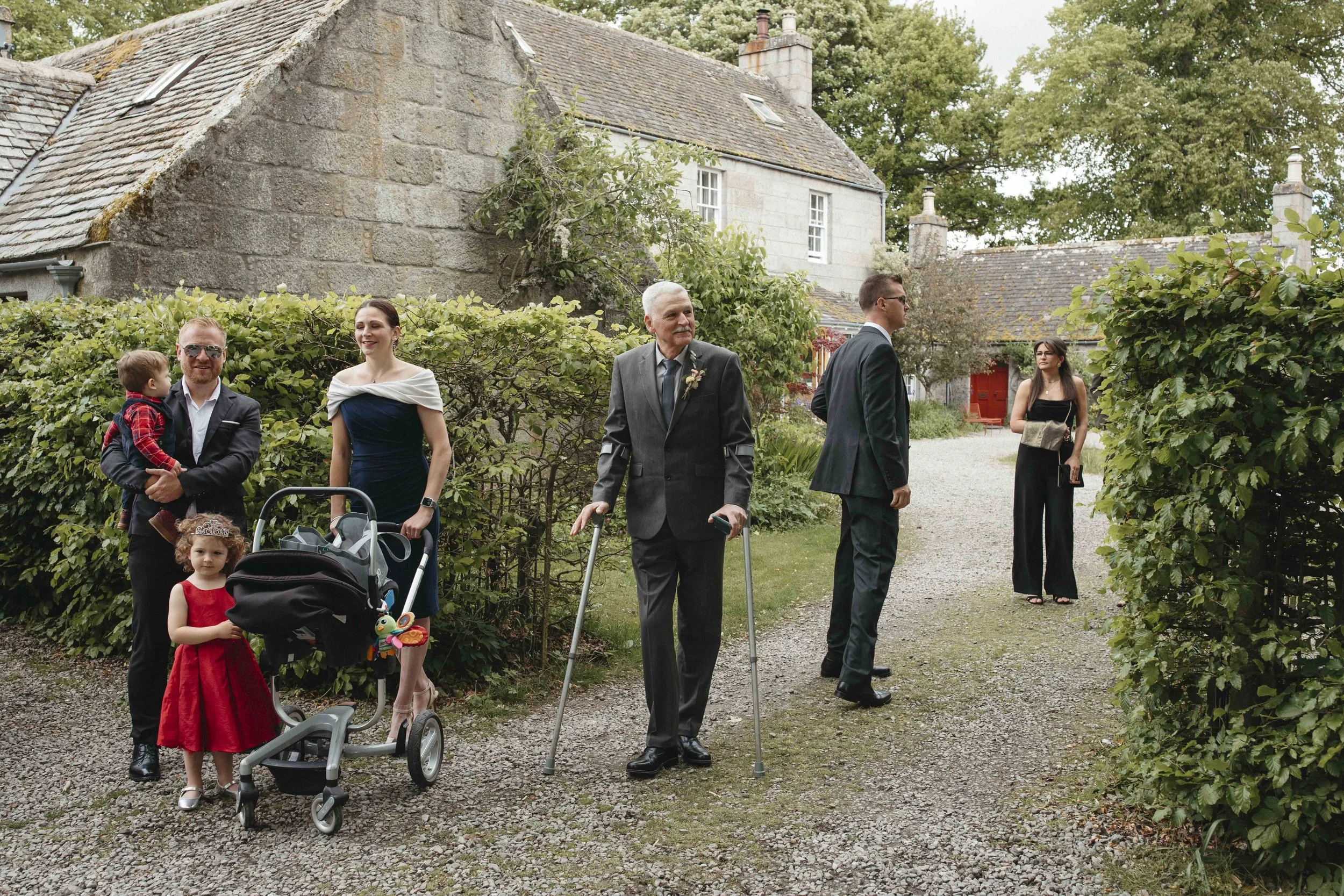 DELL_OF_ABERNETHY_WEDDING_PHOTOGRAPHY 38.jpg