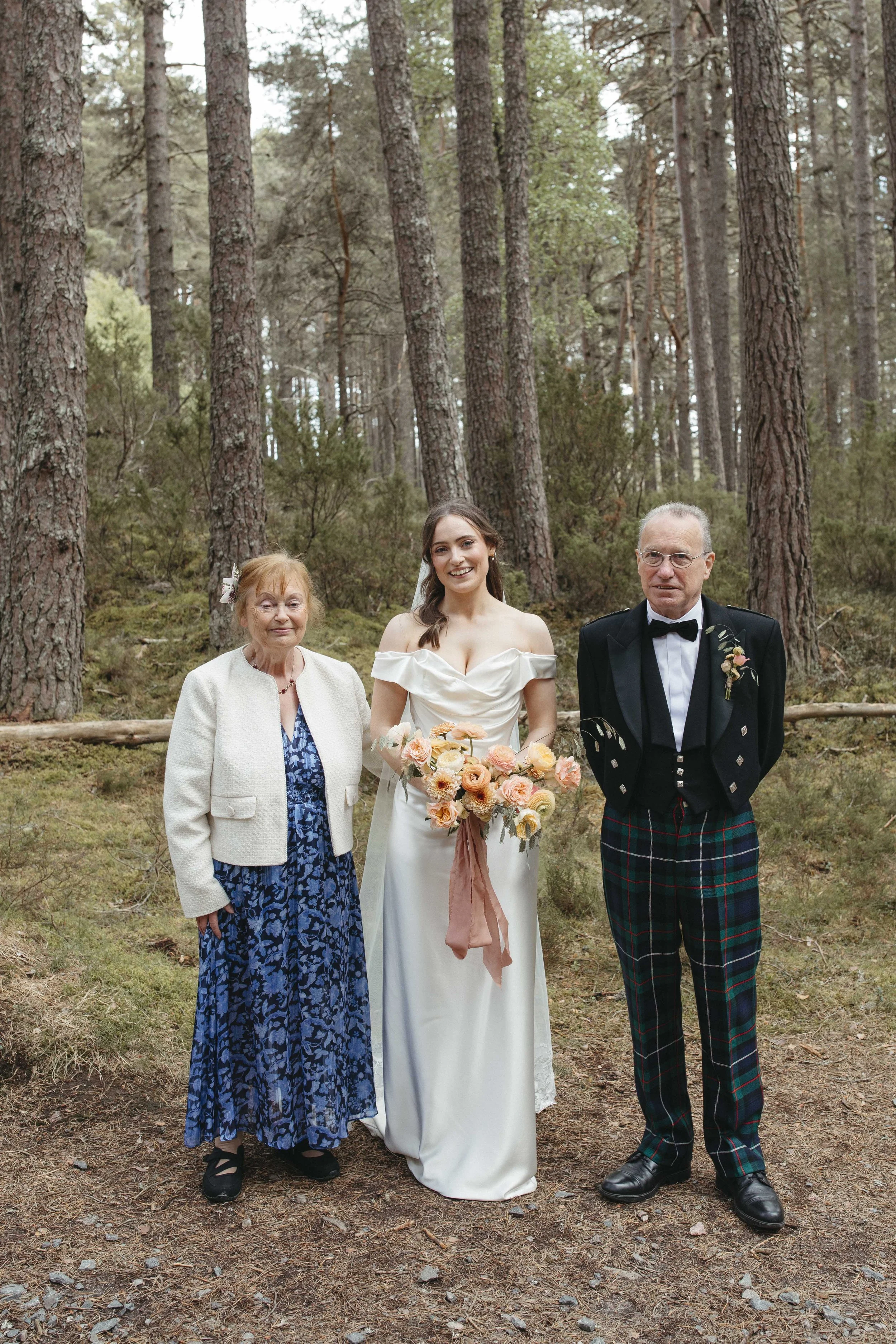 DELL_OF_ABERNETHY_WEDDING_PHOTOGRAPHY 56.jpg