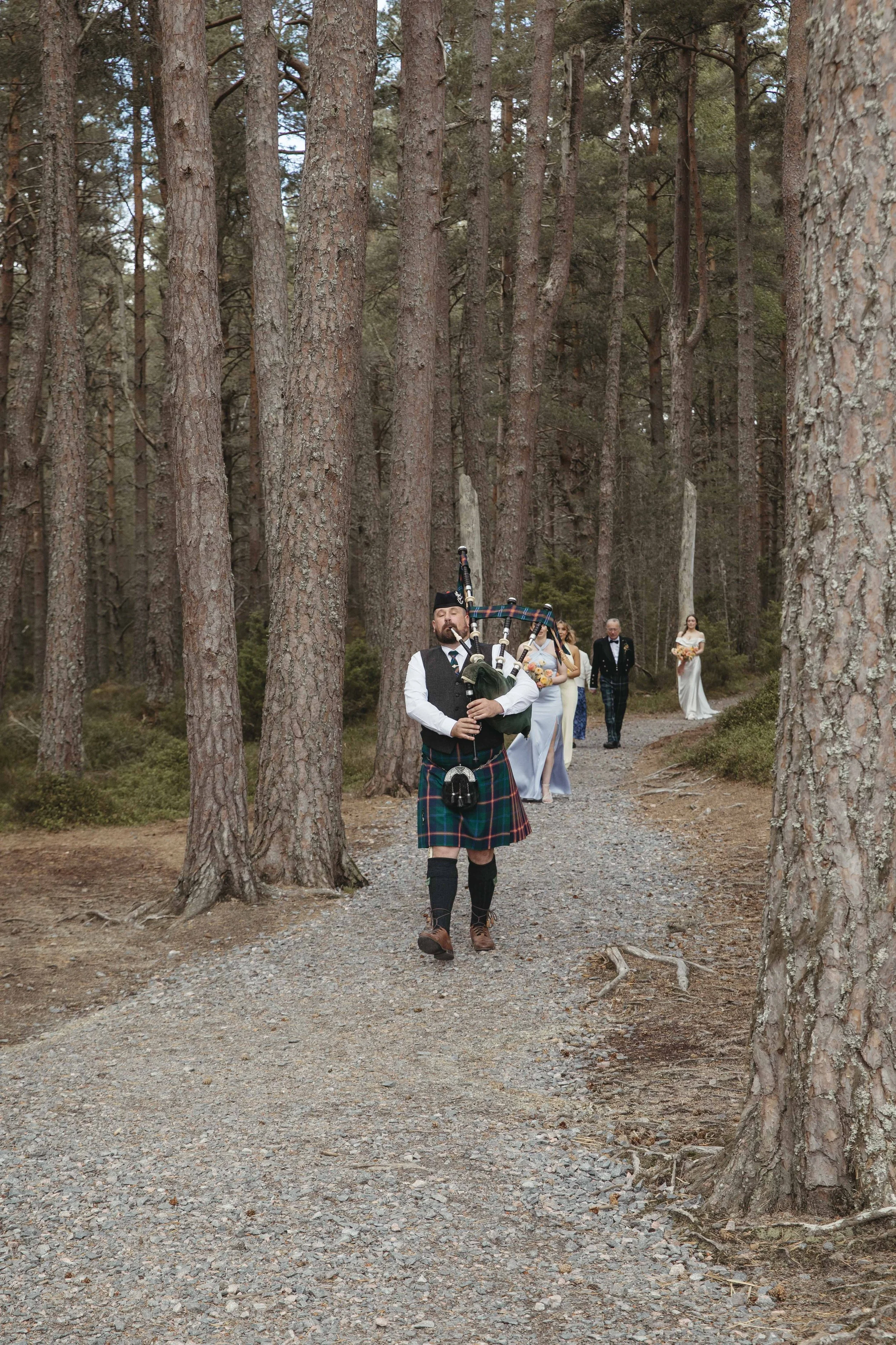 DELL_OF_ABERNETHY_WEDDING_PHOTOGRAPHY 57.jpg